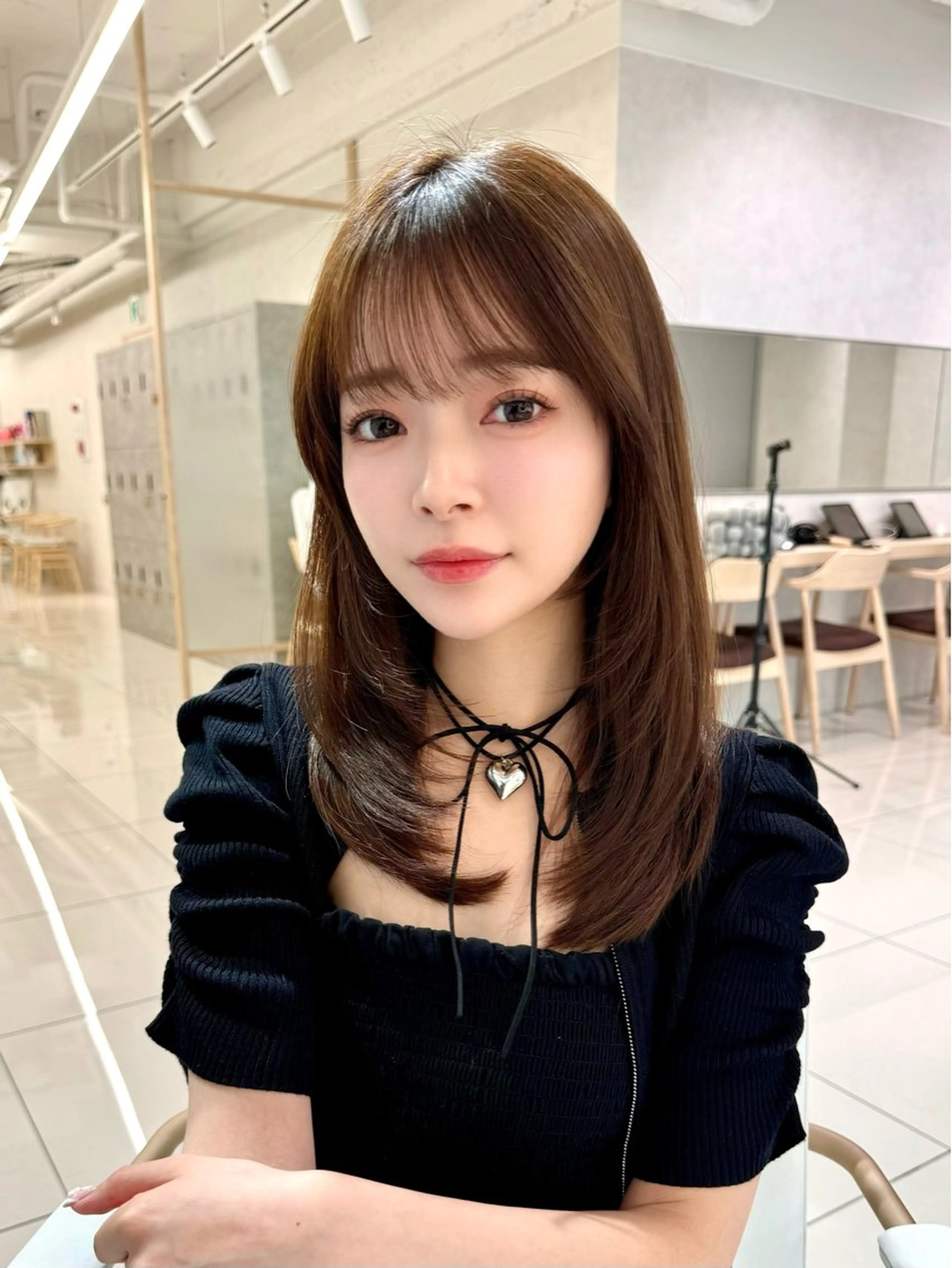 セミロング 三鷹で1番ショート ボブをカットする新谷のヘアスタイル