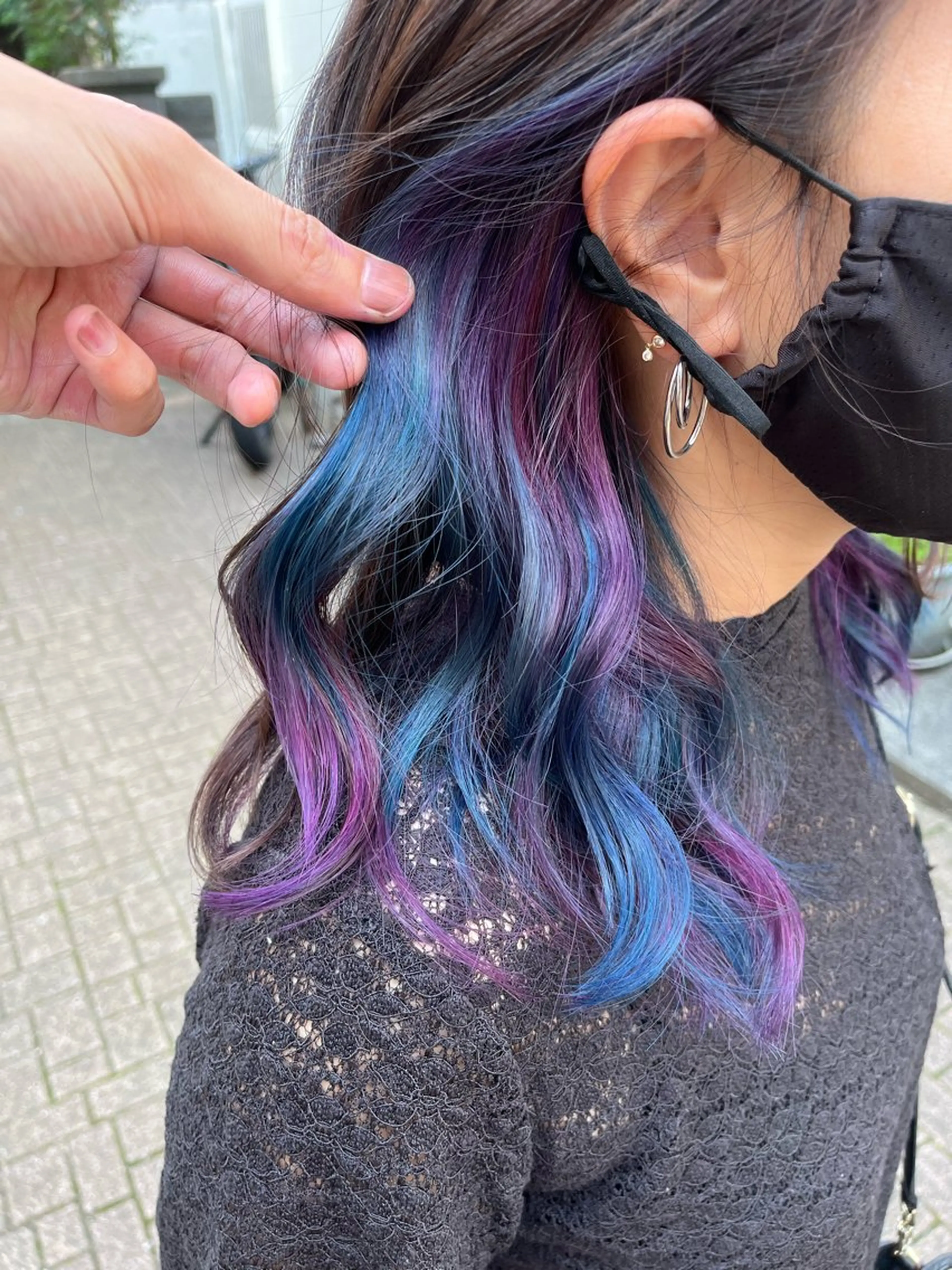 セミロング カラー ブリーチ イヤリングカラー インナーカラー ユニコーンカラー カット ヘアカラー トリートメント 原宿サロン代表 デザインカラー伊藤卓のヘアスタイル