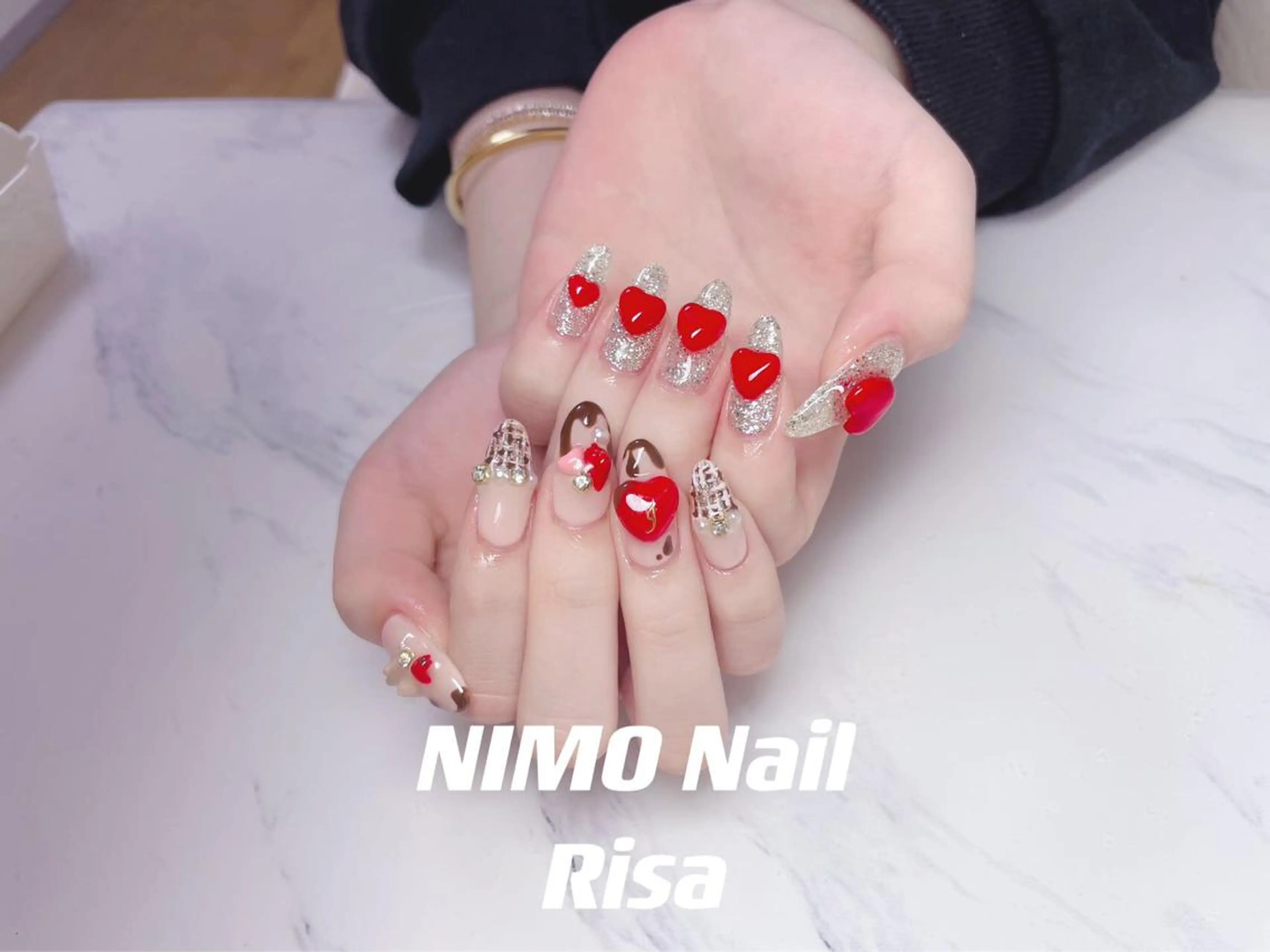 ネイル ハンドネイル RI SA☀️ リサのネイルデザイン