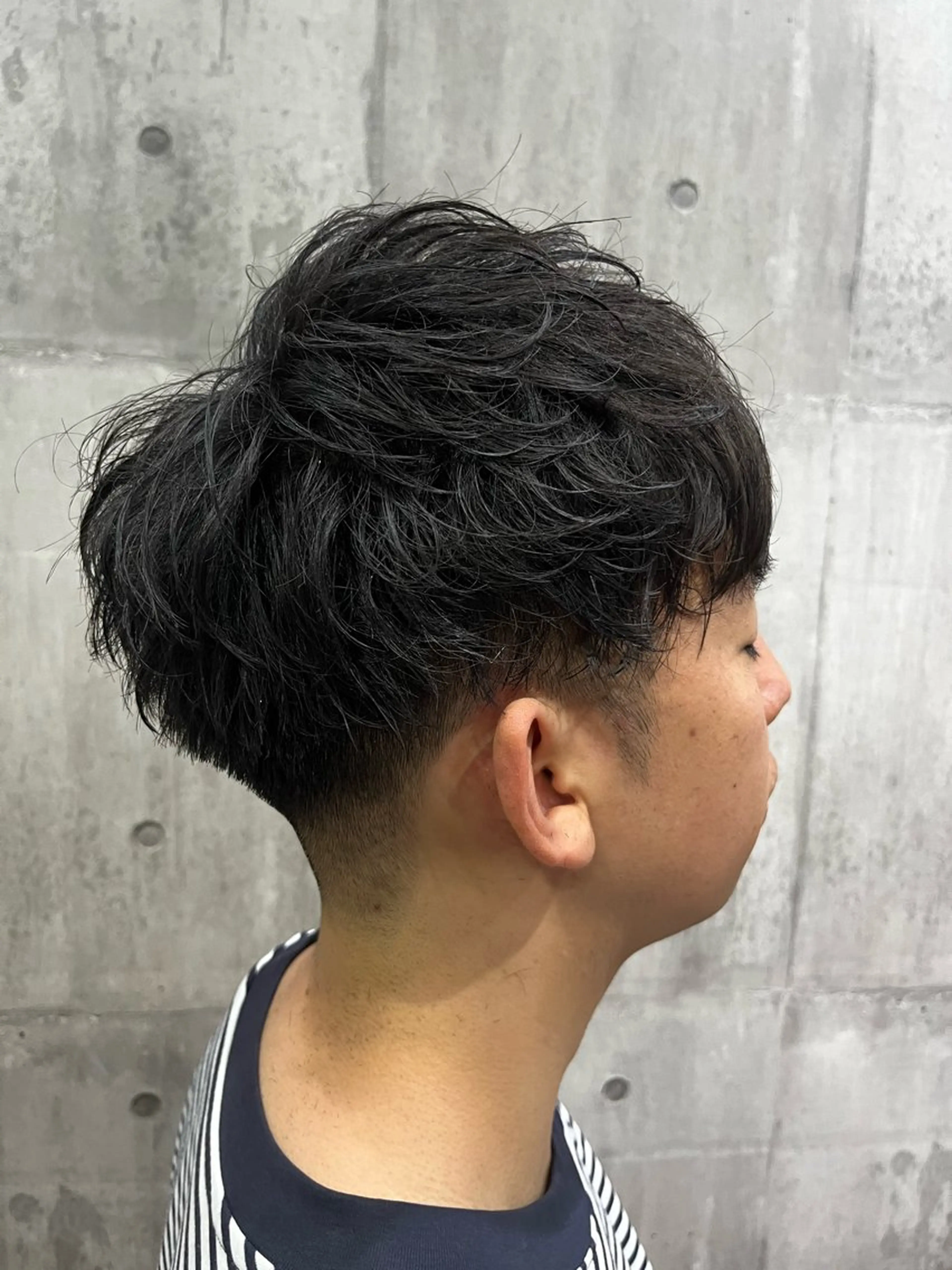 メンズ マッシュ 刈り上げ 須田 耕介のヘアスタイル