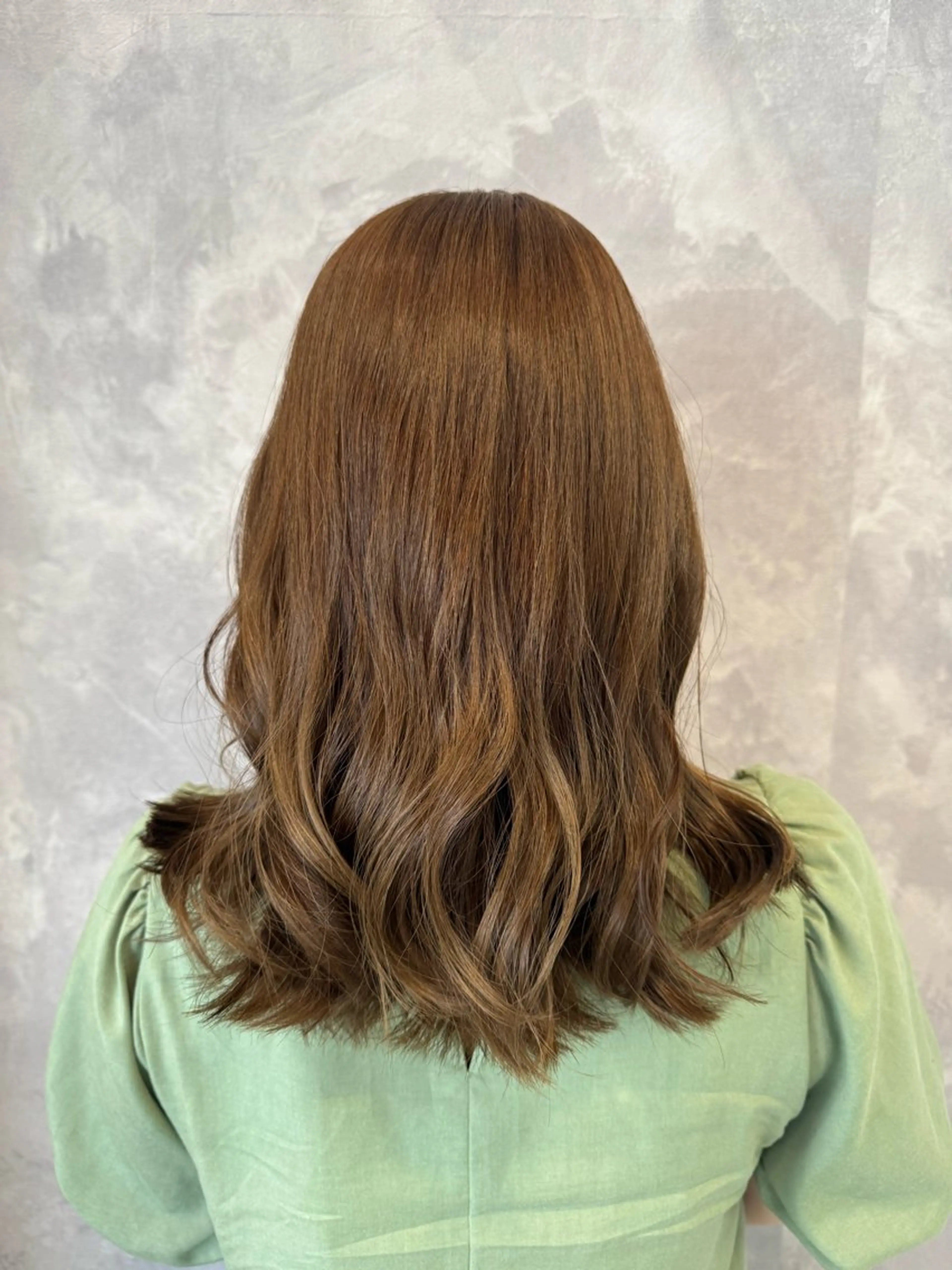 セミロング カラー カット ヘアカラー トリートメント ヒヨシ ルナのヘアスタイル