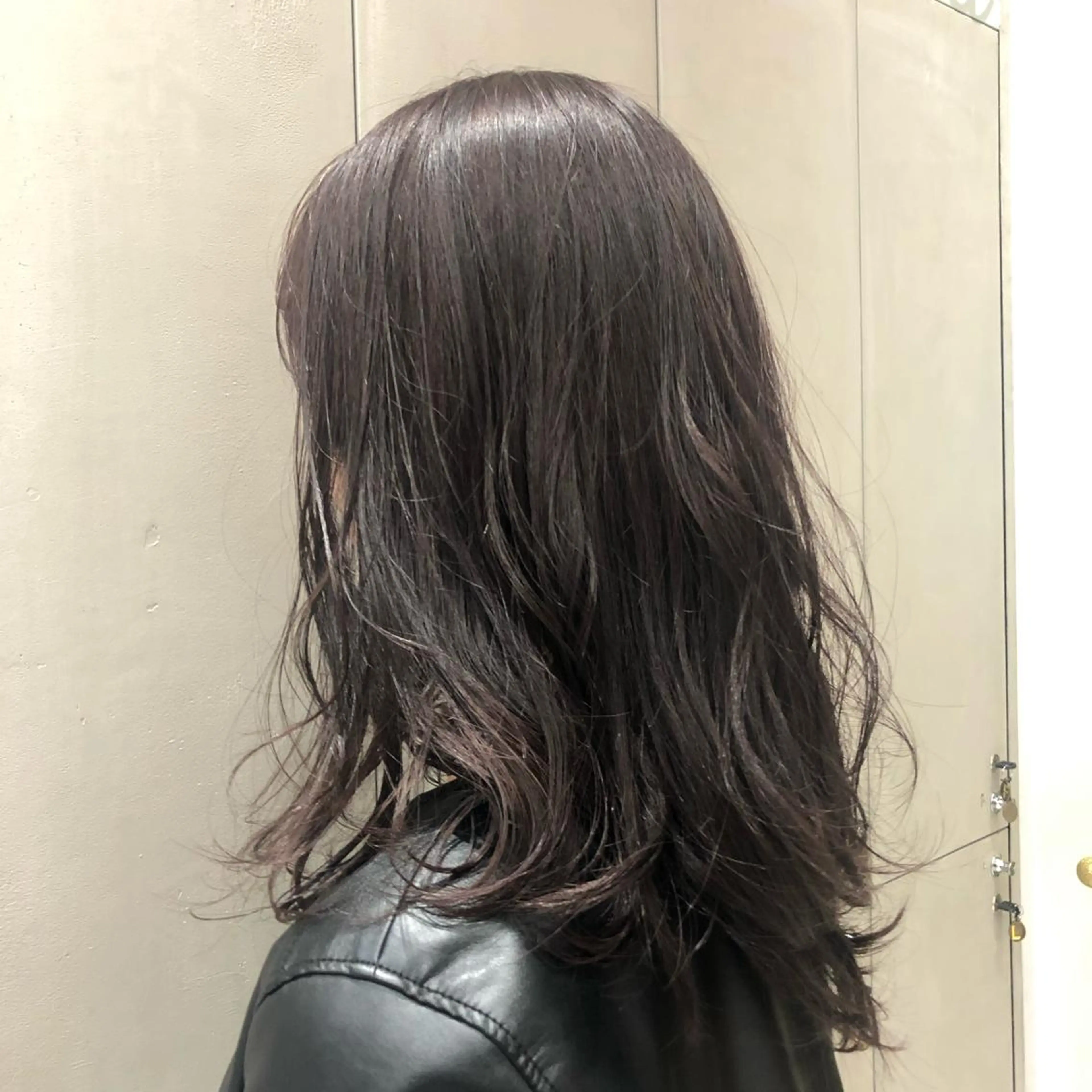 カラー ブラウンカラー ダークブラウン 古屋 花織のヘアスタイル