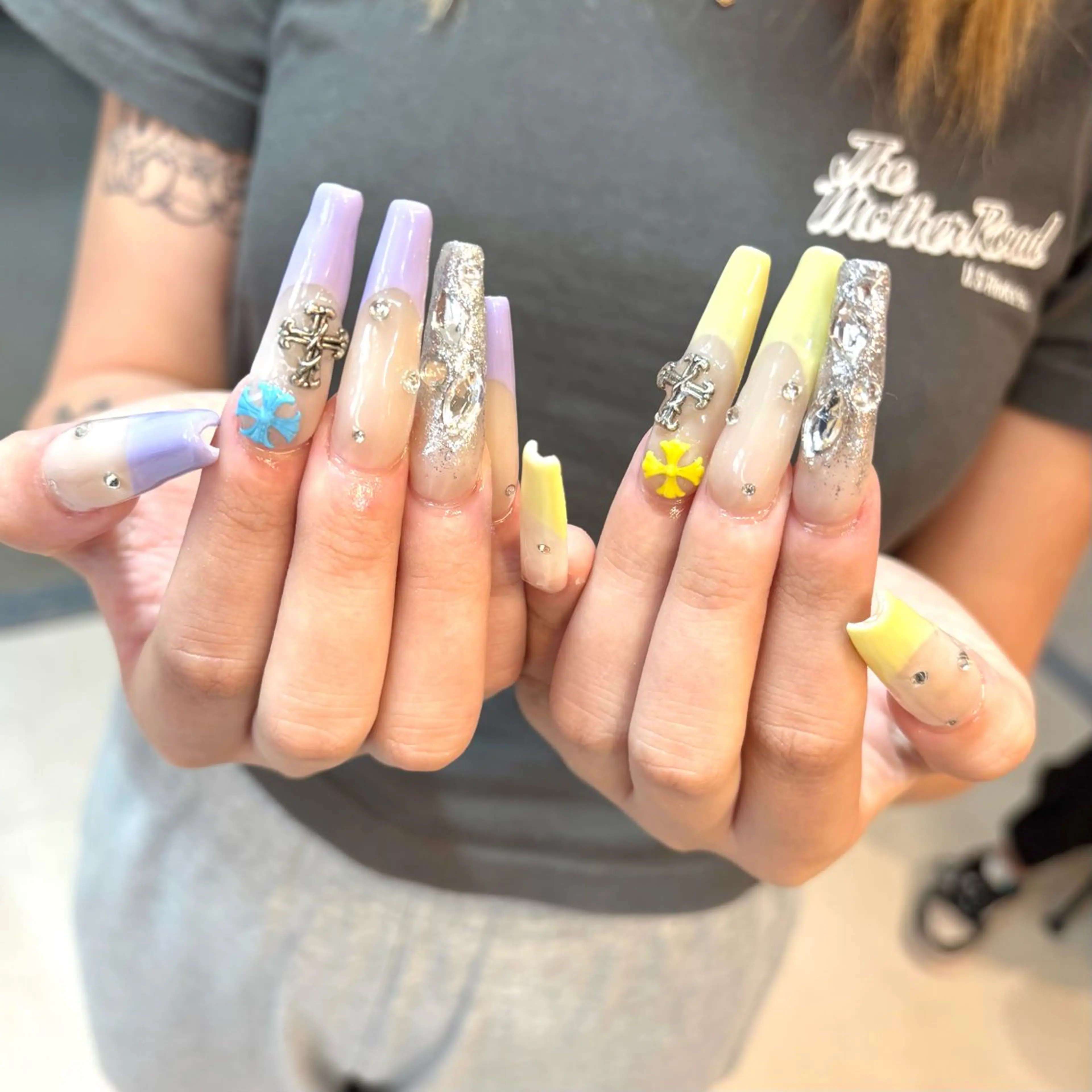 ネイル ロングネイル スカルプネイル ハンドネイル Chipie_ ayanoのネイルデザイン