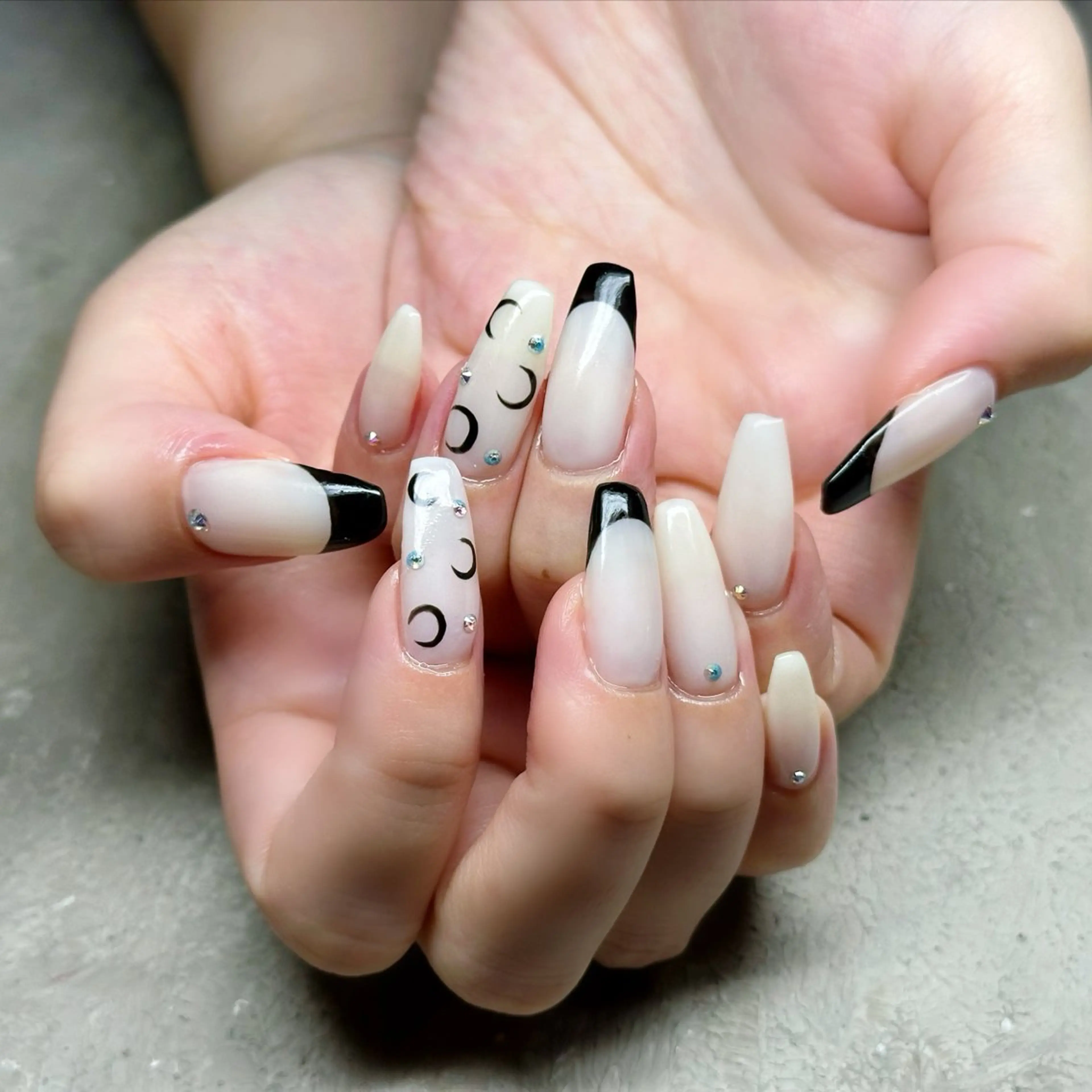 【オフ有り】ジェルネイルやり放題トレンドの写真