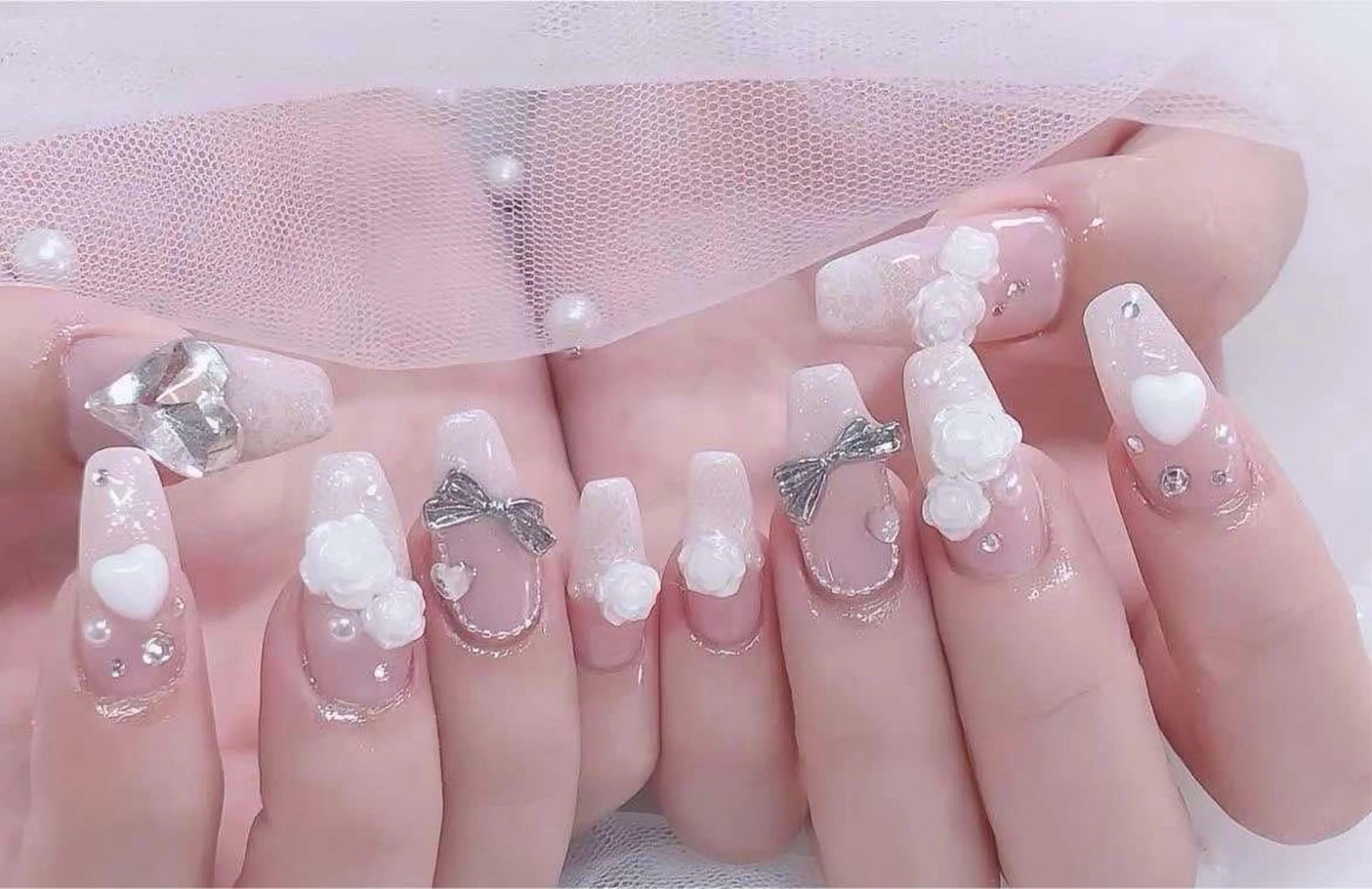 ネイル アートネイル 長さ出し ジェルネイル キラキラネイル マグネットネイル Lee Nails チップ長さだし専門店のネイルデザイン