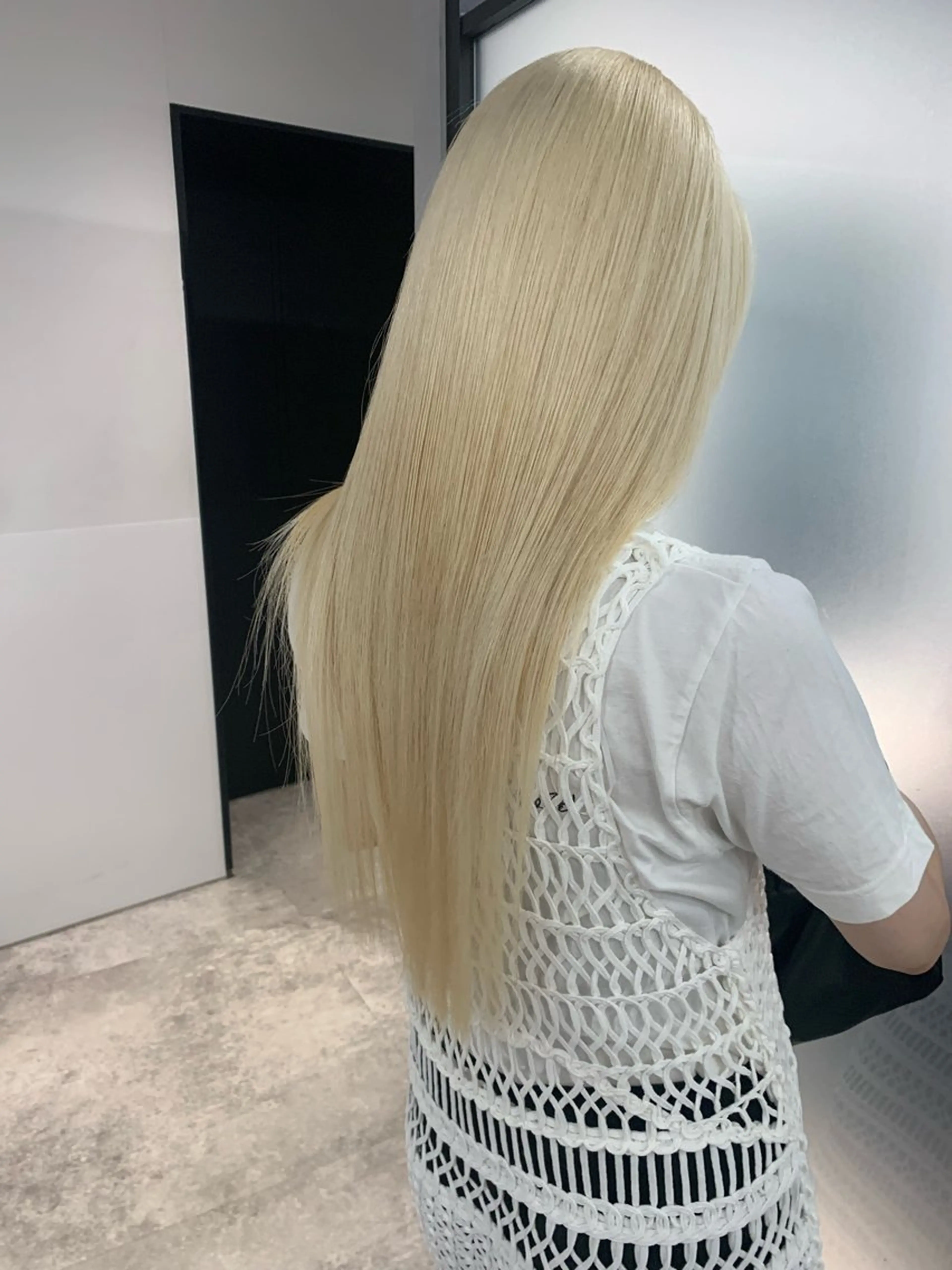 ショート カラー ヘアアレンジ カット ヘアカラー トリートメント ヘッドスパ ハイトーン/美髪矯正 🍃大江拓実のヘアスタイル