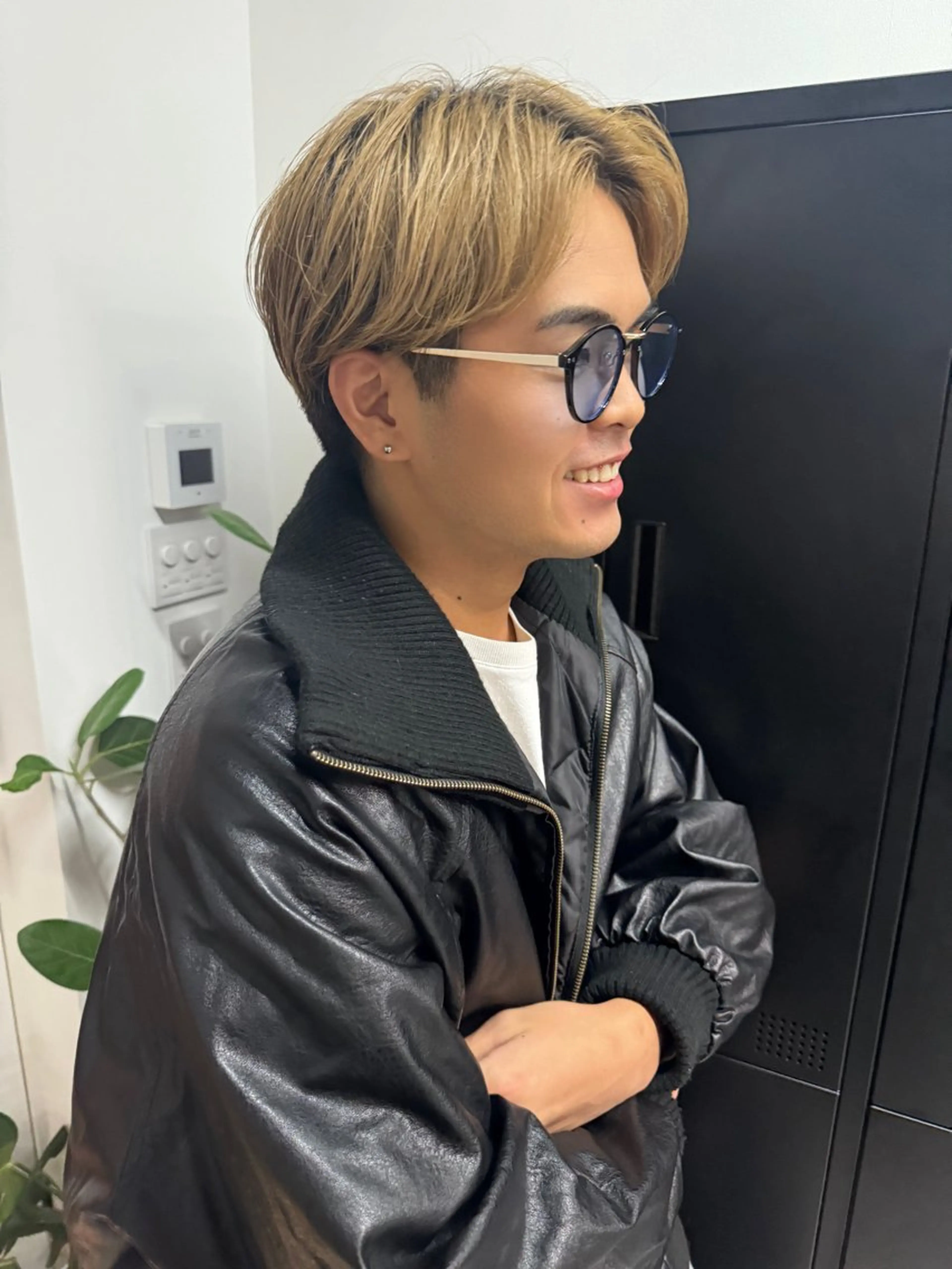 【💙メンズ必見🖤】 さっぱりモテカット✂️ クイックヘッドマッサージ付き‼️トレンドヘアスタイルご相談承ります🕶の写真