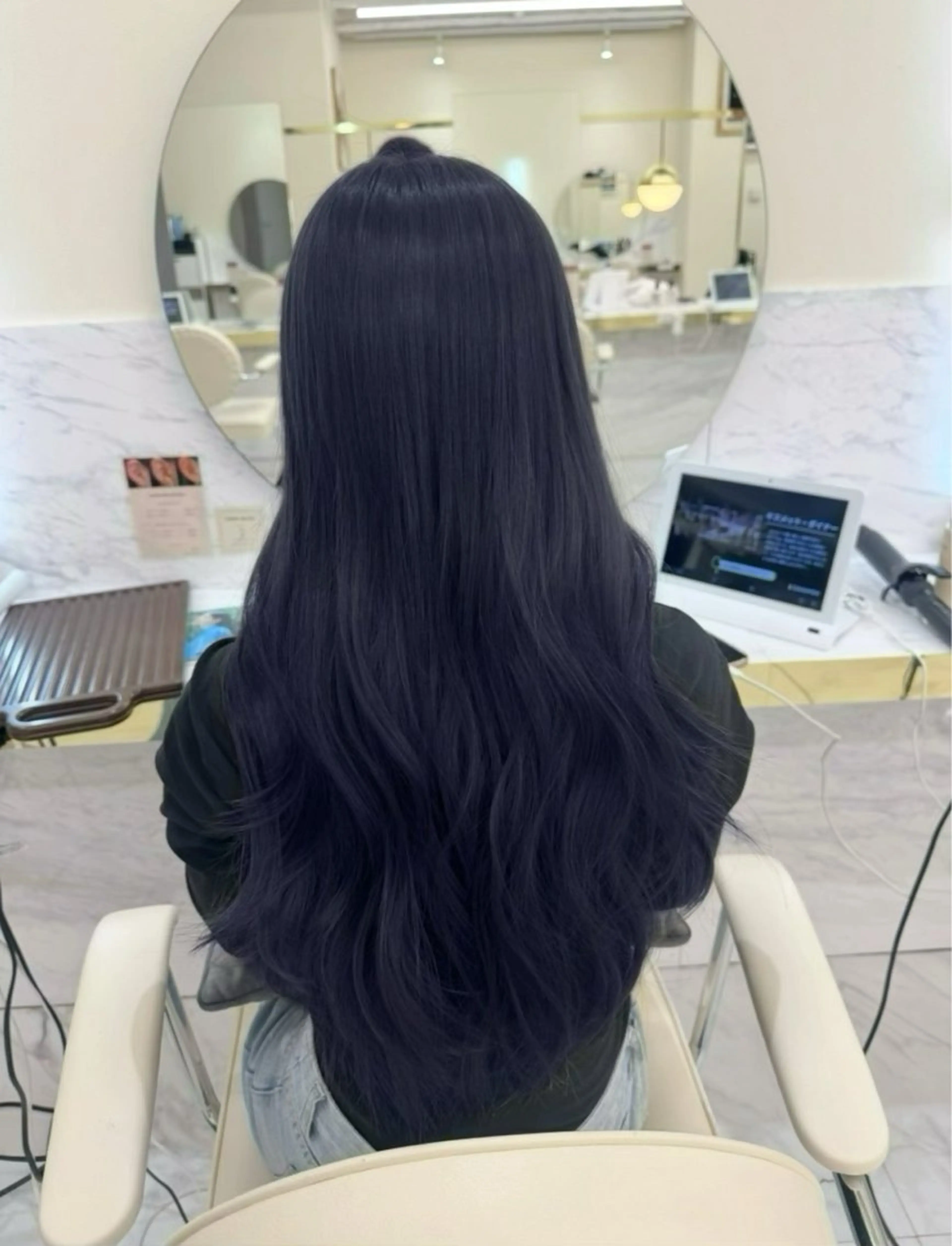 ロング カラー 黒髪 ブルーカラー ブルーブラック ヘアカラー 髪質改善🫧 カラー特化/Hinaのヘアスタイル