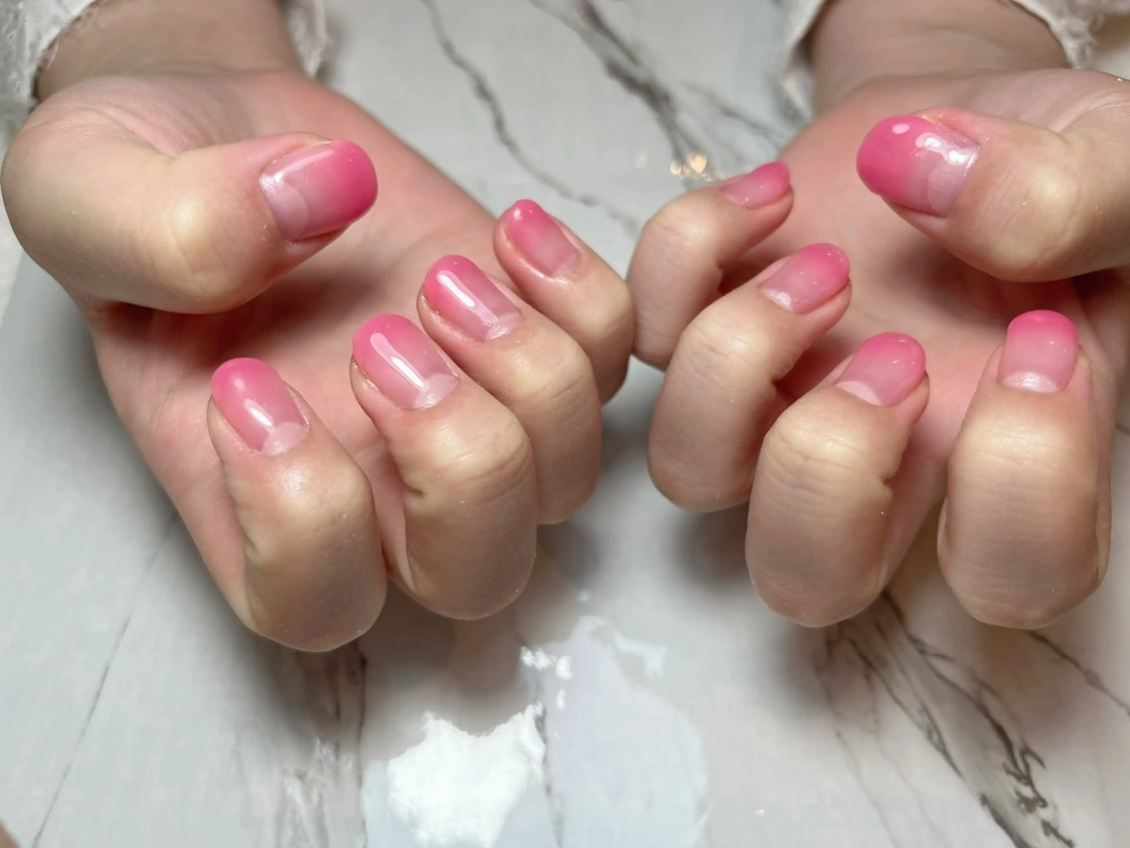 ネイル グラデーション ピンク ハンドネイル arce amiのネイルデザイン