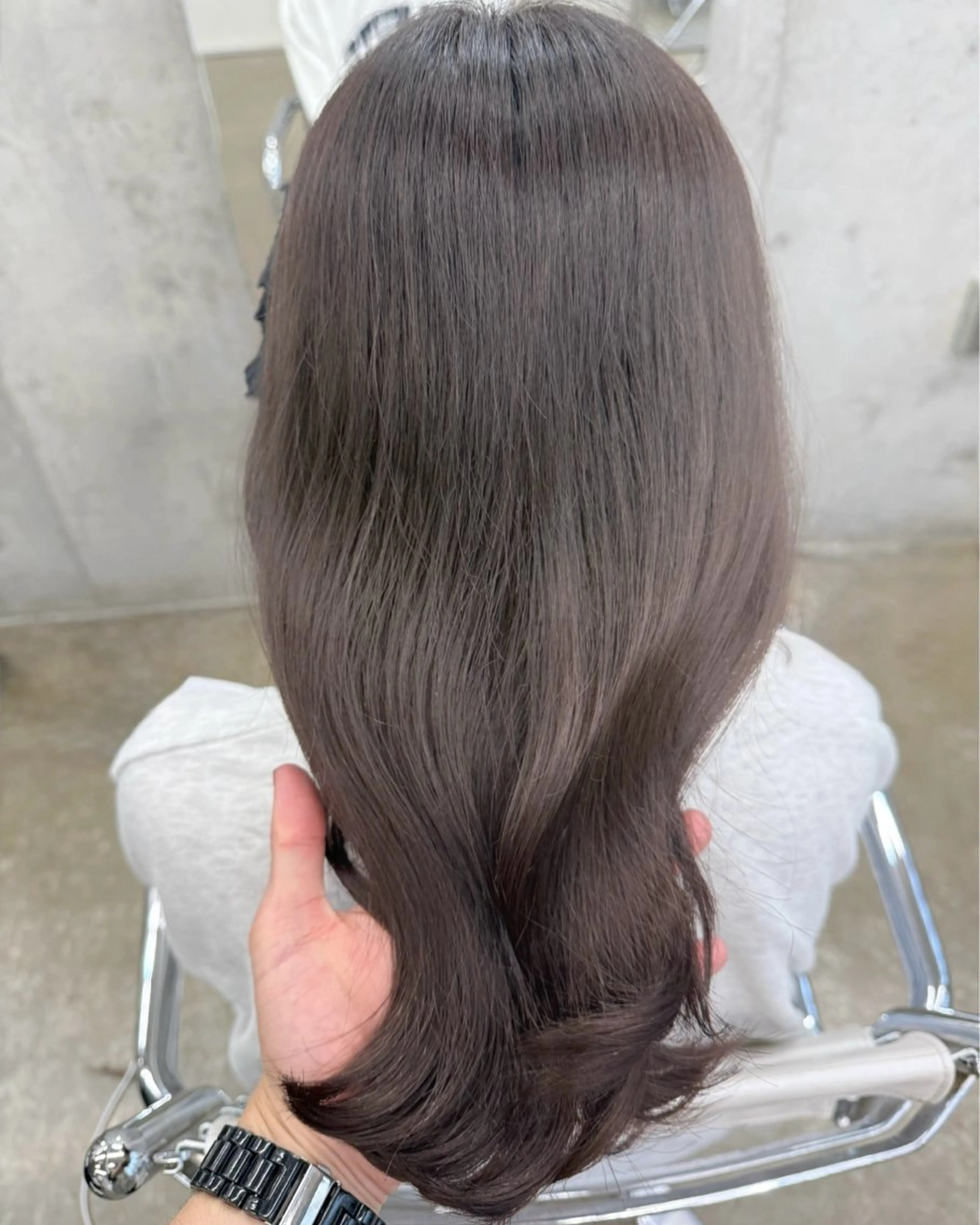 ミディアム カラー ベージュカラー カット ヘアカラー トリートメント 高橋大樹/グレージュ 透明感/髪質改善のヘアスタイル