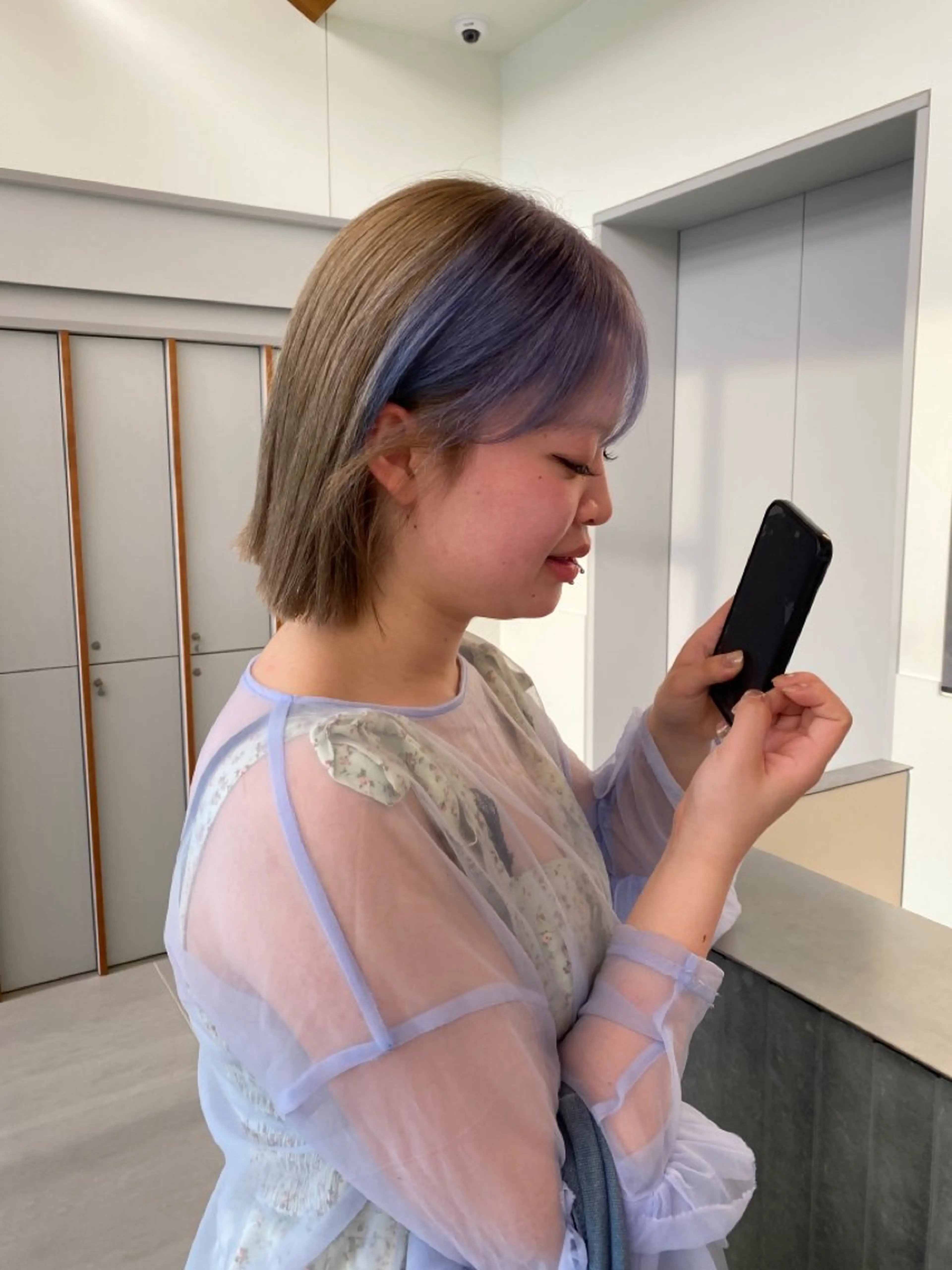 ミディアム カラー ブリーチ ラベンダーカラー 高発色ブリーチ/ ハイレイヤー🪽aiのヘアスタイル