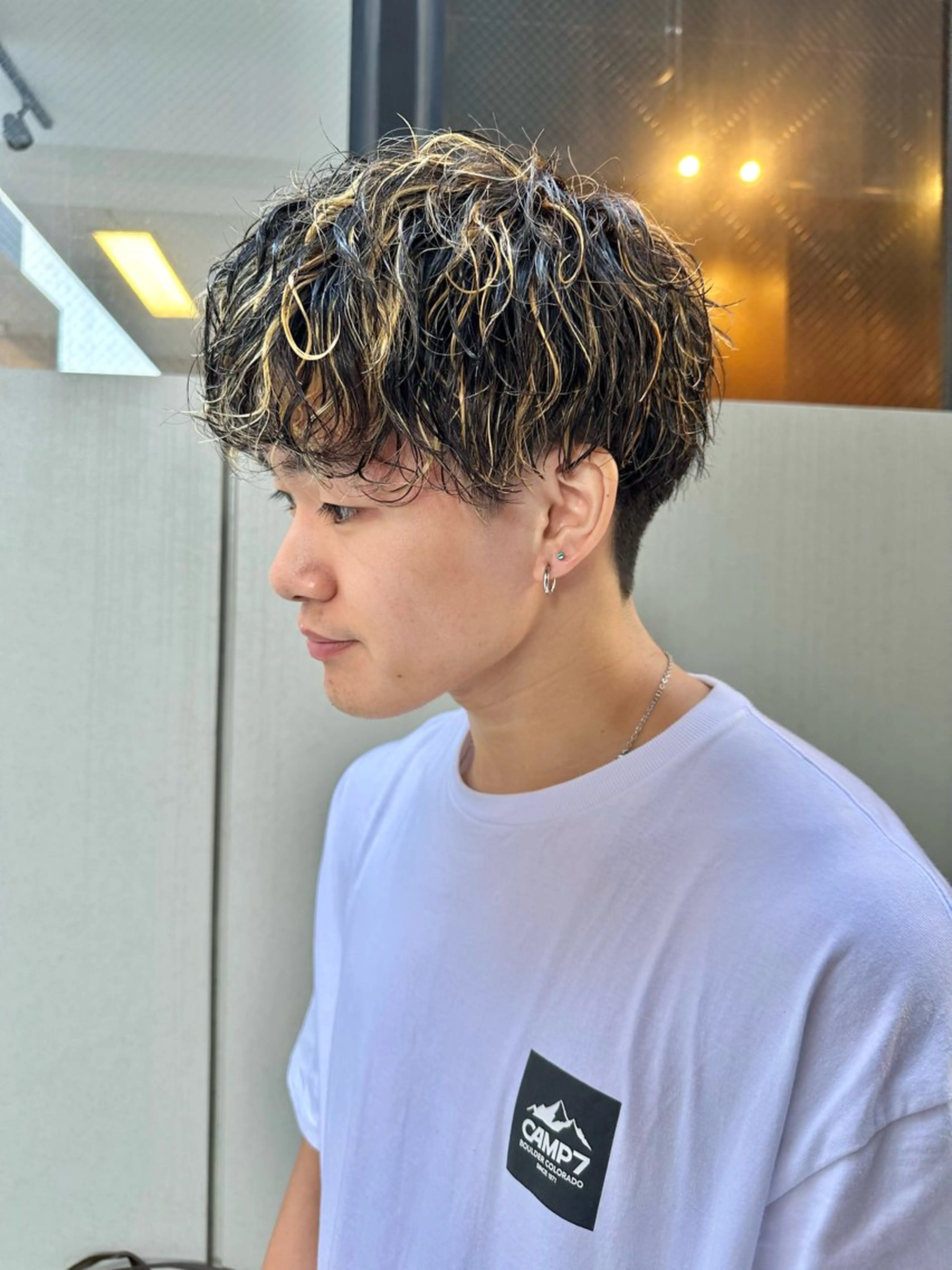 ショート メンズ メンズハイライト メンズパーマ ハイライト カット パーマ 園冬稀/メンズカット /メンズパーマのヘアスタイル