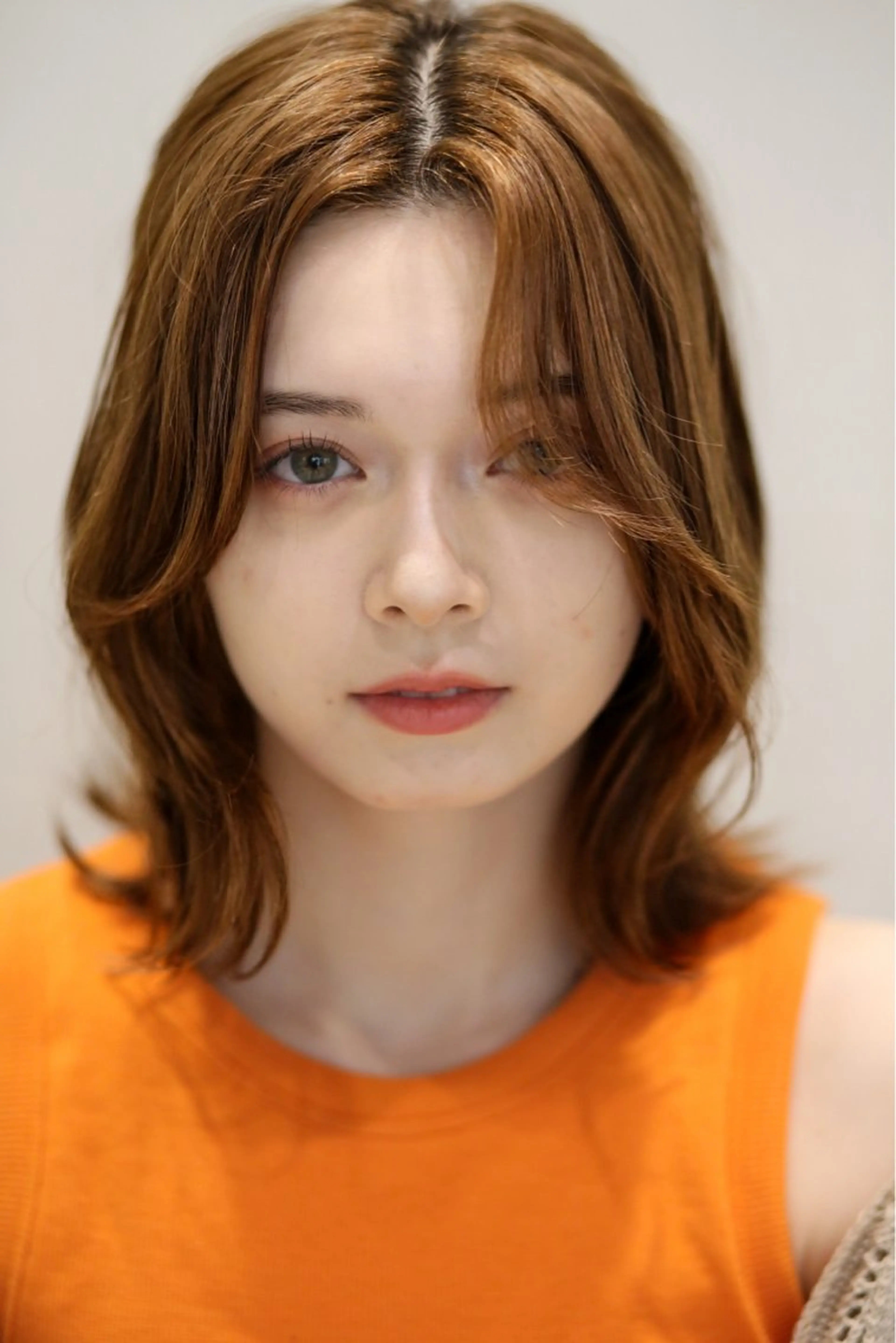 セミロング カラー ブリーチ 透明感カラー ダブルカラー ブリーチなしカラー カット ヘアカラー トリートメント ブリーチなし/カラー 専門店ASOBIのヘアスタイル