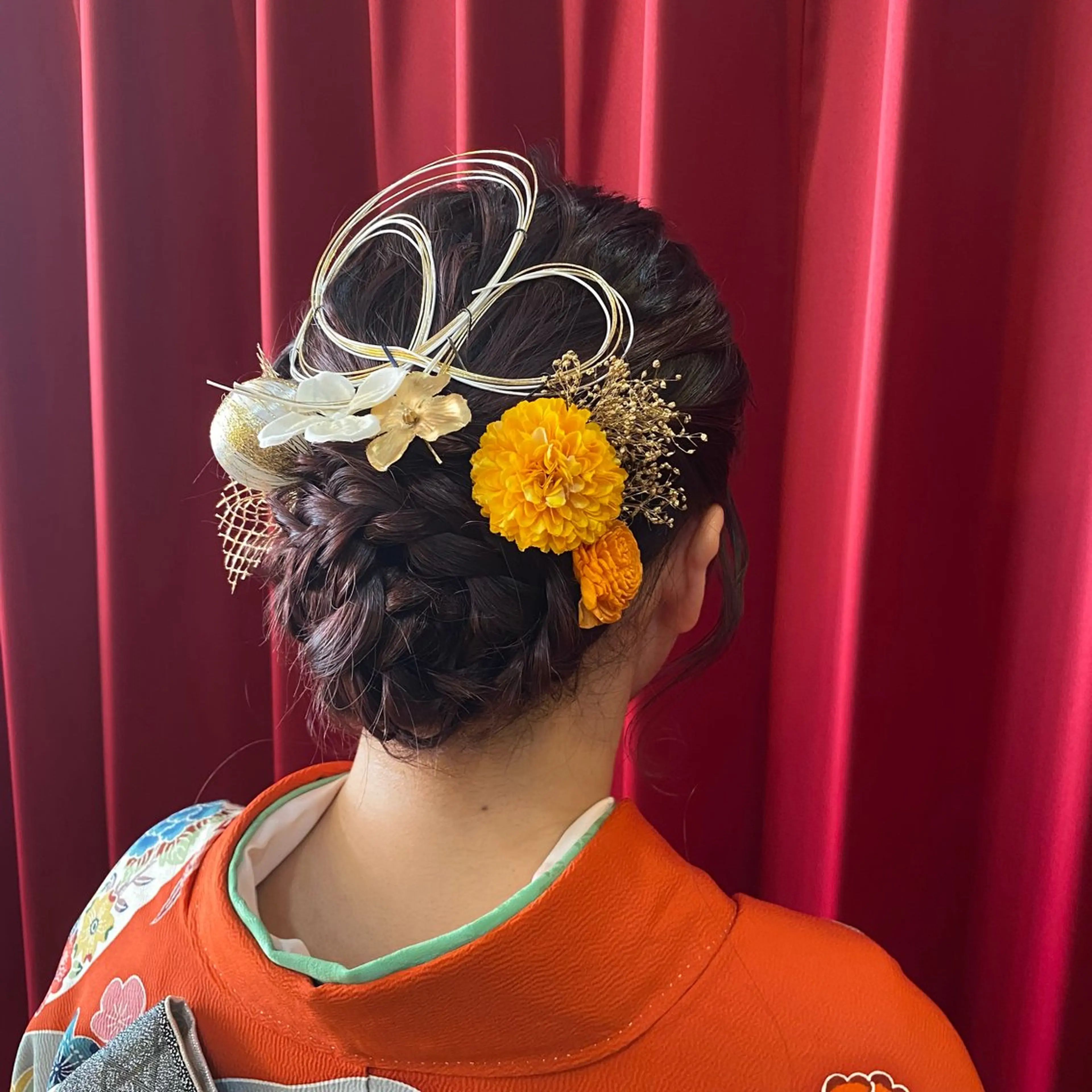 ロング ヘアアレンジ 香取 里実のヘアスタイル