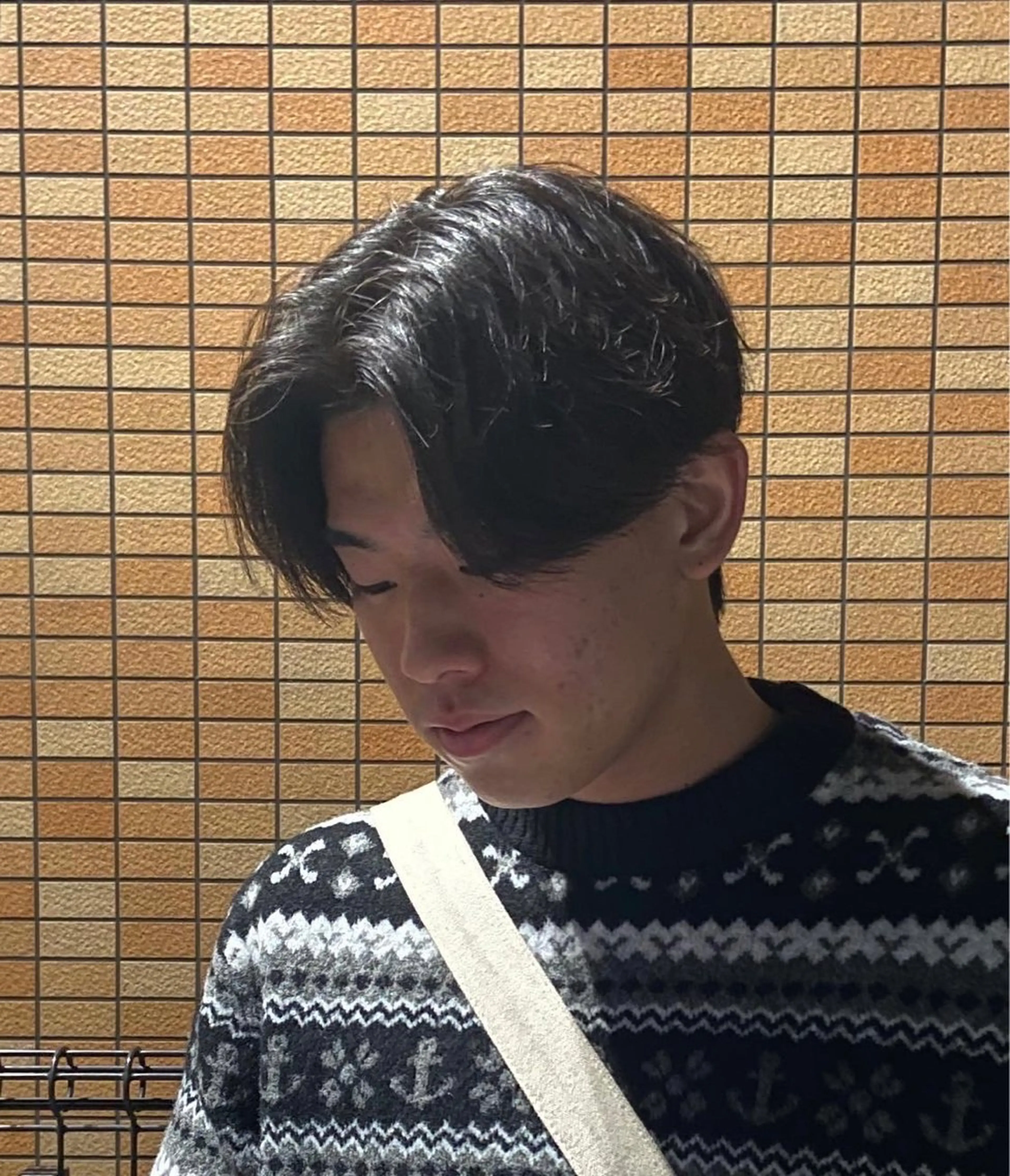 ミディアム パーマ メンズ ミディアムパーマ メンズパーマ ニュアンスパーマ 🌀パーマ特化 美容師🌀/しゅんのヘアスタイル