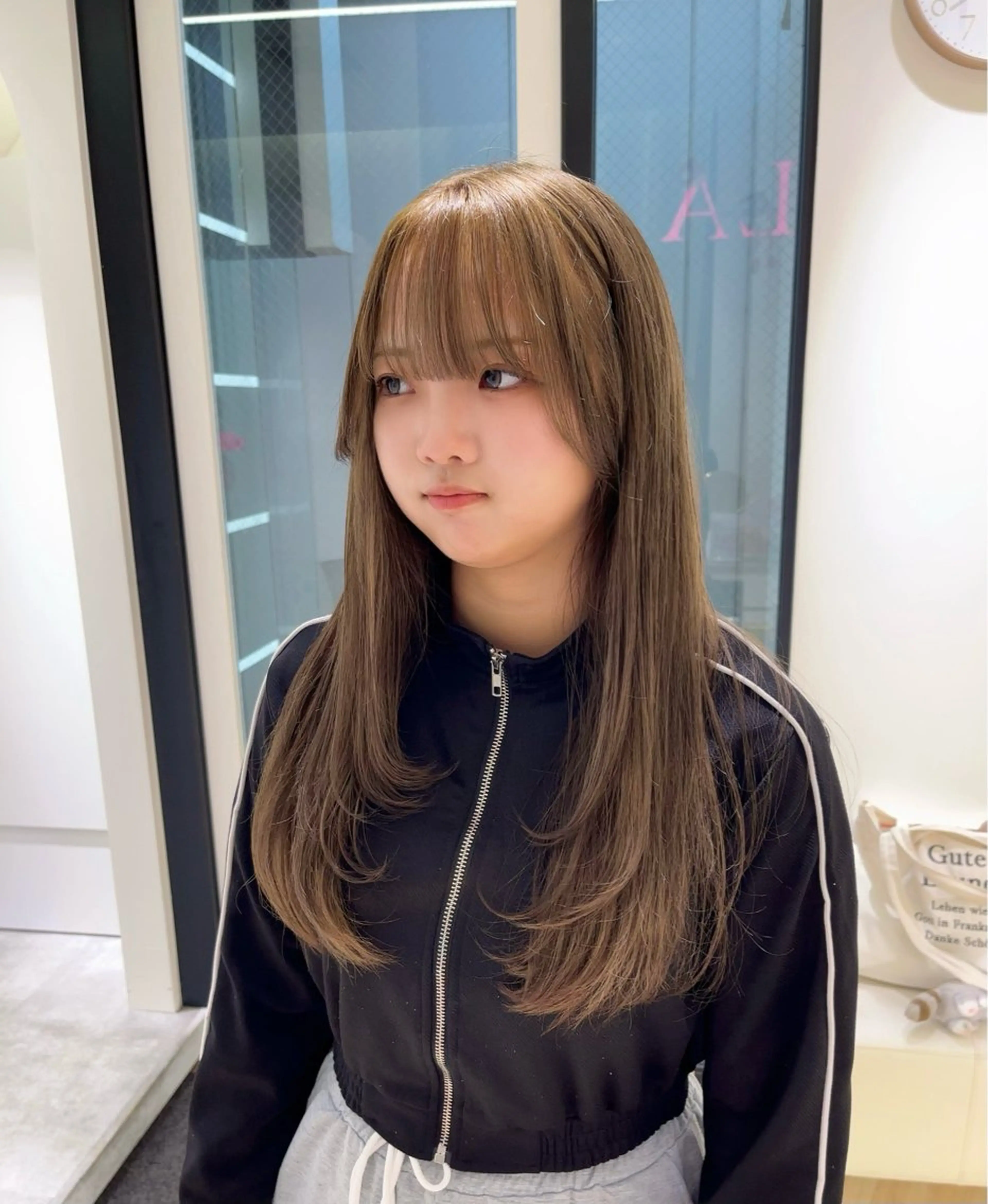 ロング カラー ベージュカラー ヘーゼル レイヤーカット カット ヘアカラー ParveMix / 山本 玲南🫧🪽のヘアスタイル