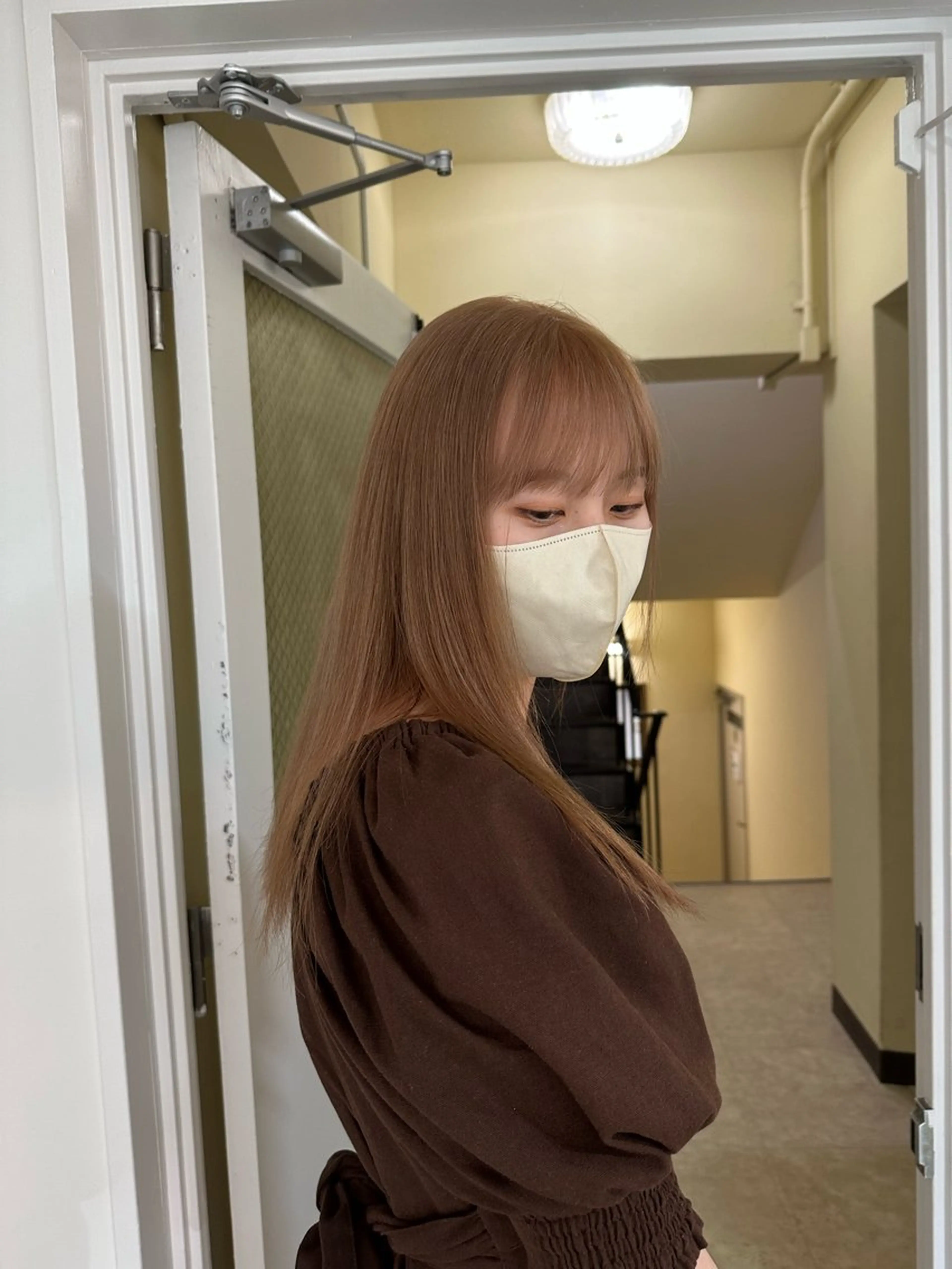 セミロング カラー ベージュカラー ミルクティーベージュ 竹中 彩音のヘアスタイル