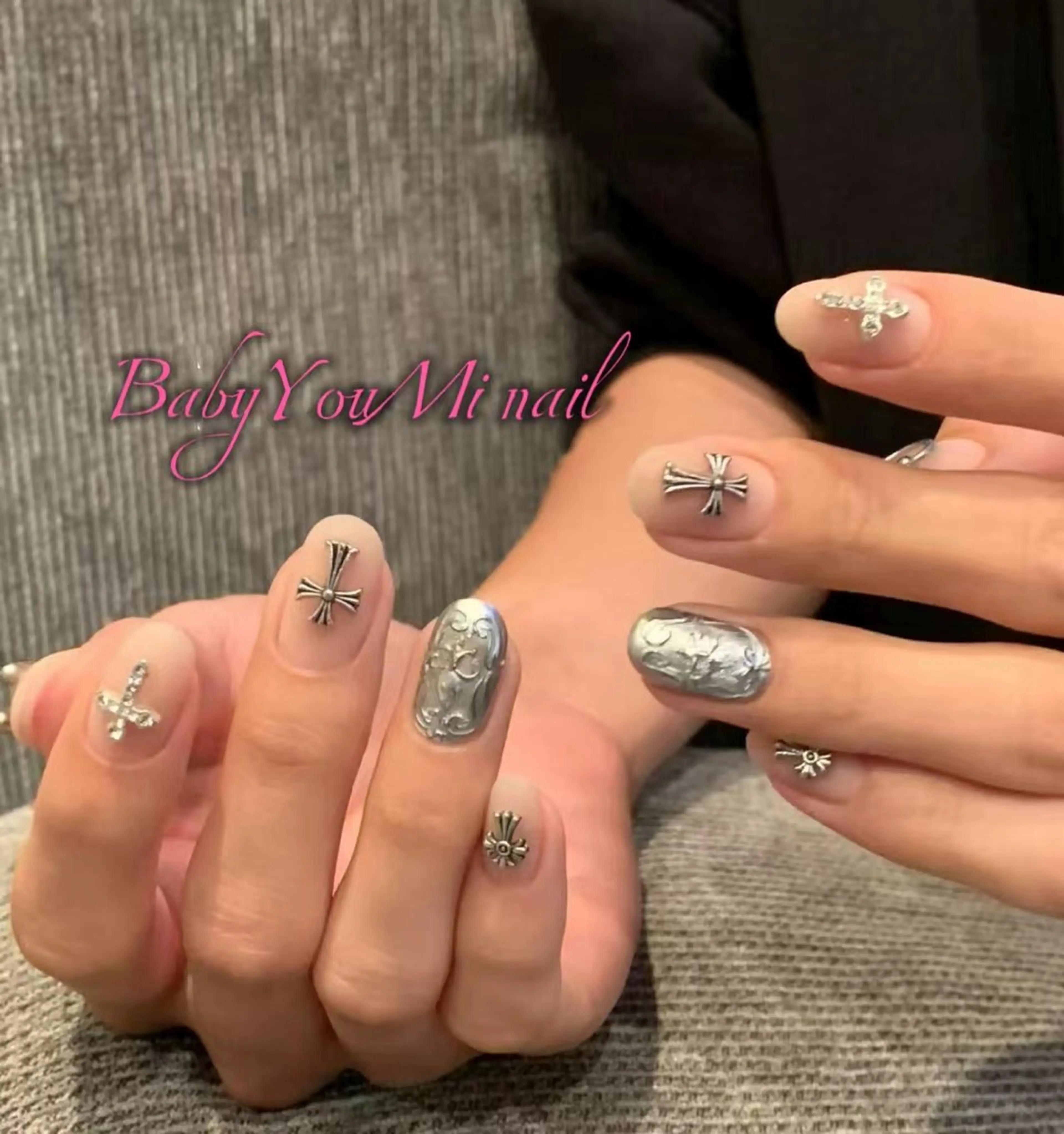 ネイル オーロラネイル フラワーネイル フットネイル フレンチネイル ジェルネイル ハンドネイル Oomiya 服部のネイルデザイン