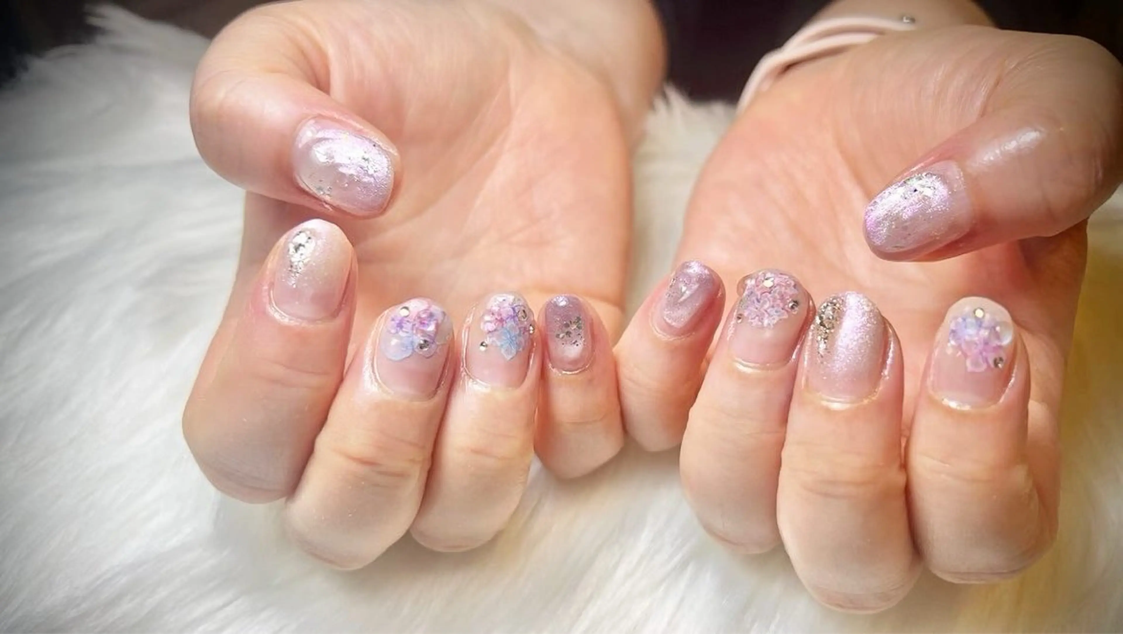 ネイル 渡邊 亜貴のネイルデザイン