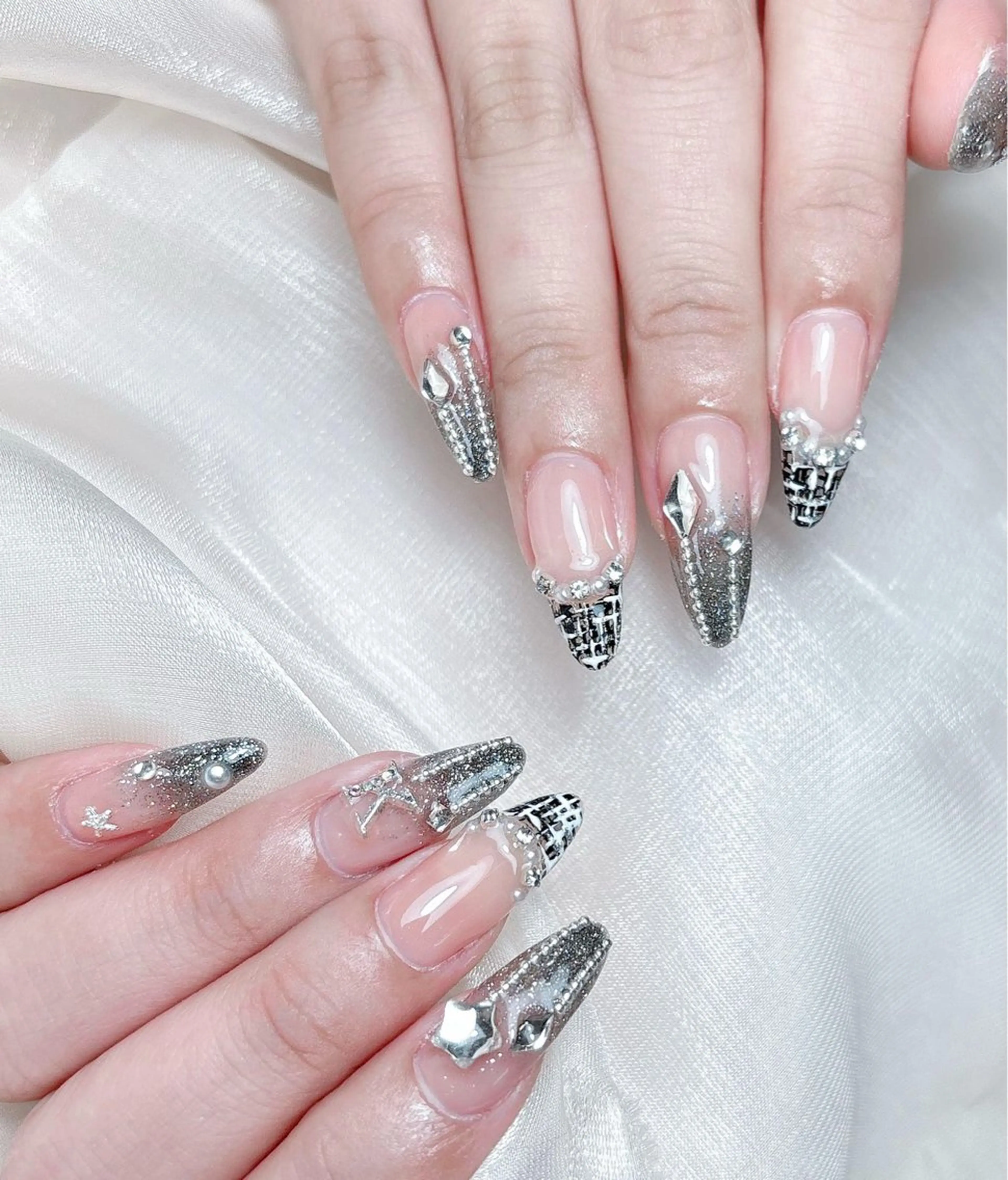 ネイル M🌷nail 長さだし専門店のネイルデザイン