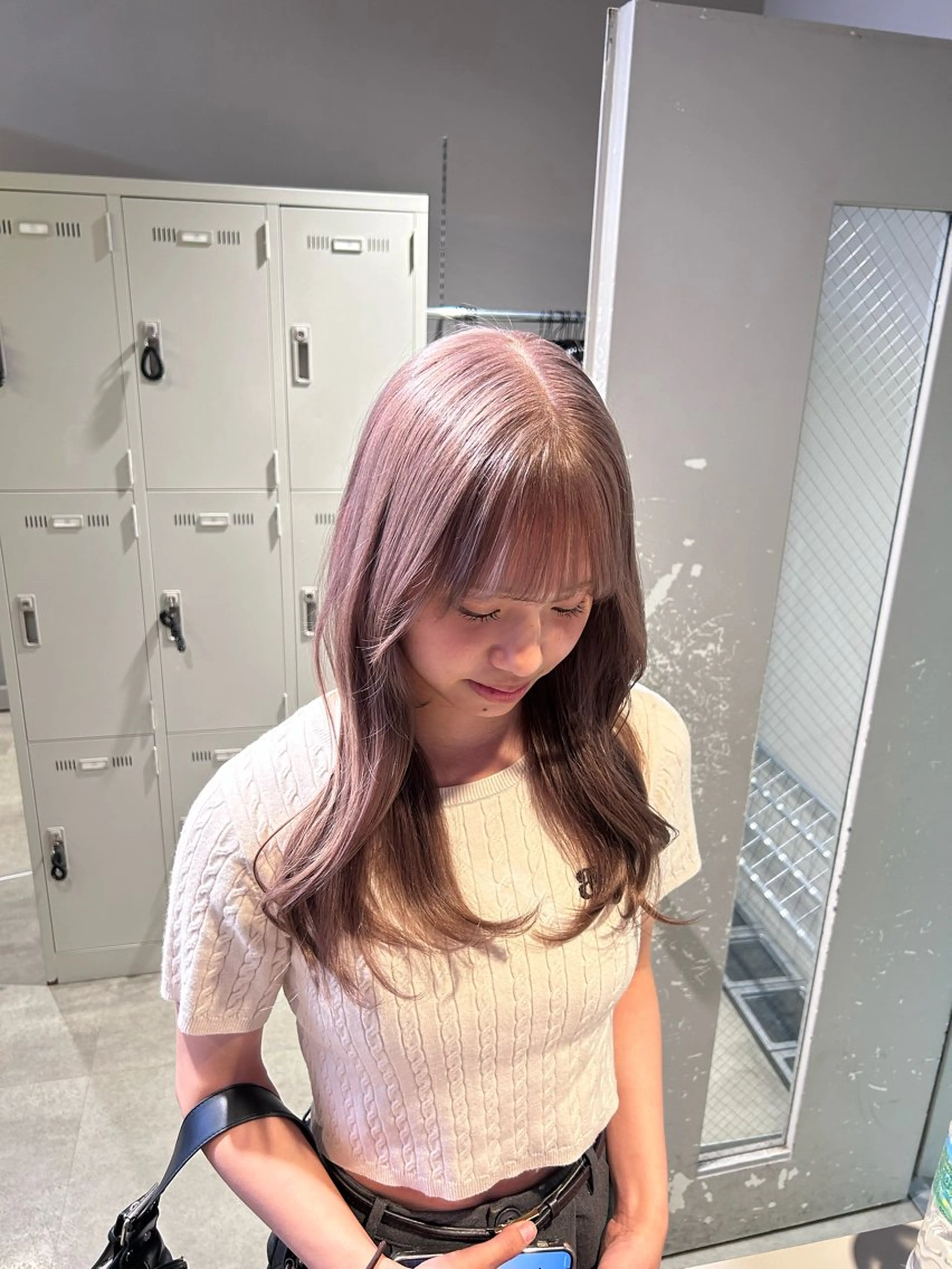 カラー ヘアカラー トリートメント 透明感ベージュ🤎 ナチュラルレイヤーのヘアスタイル