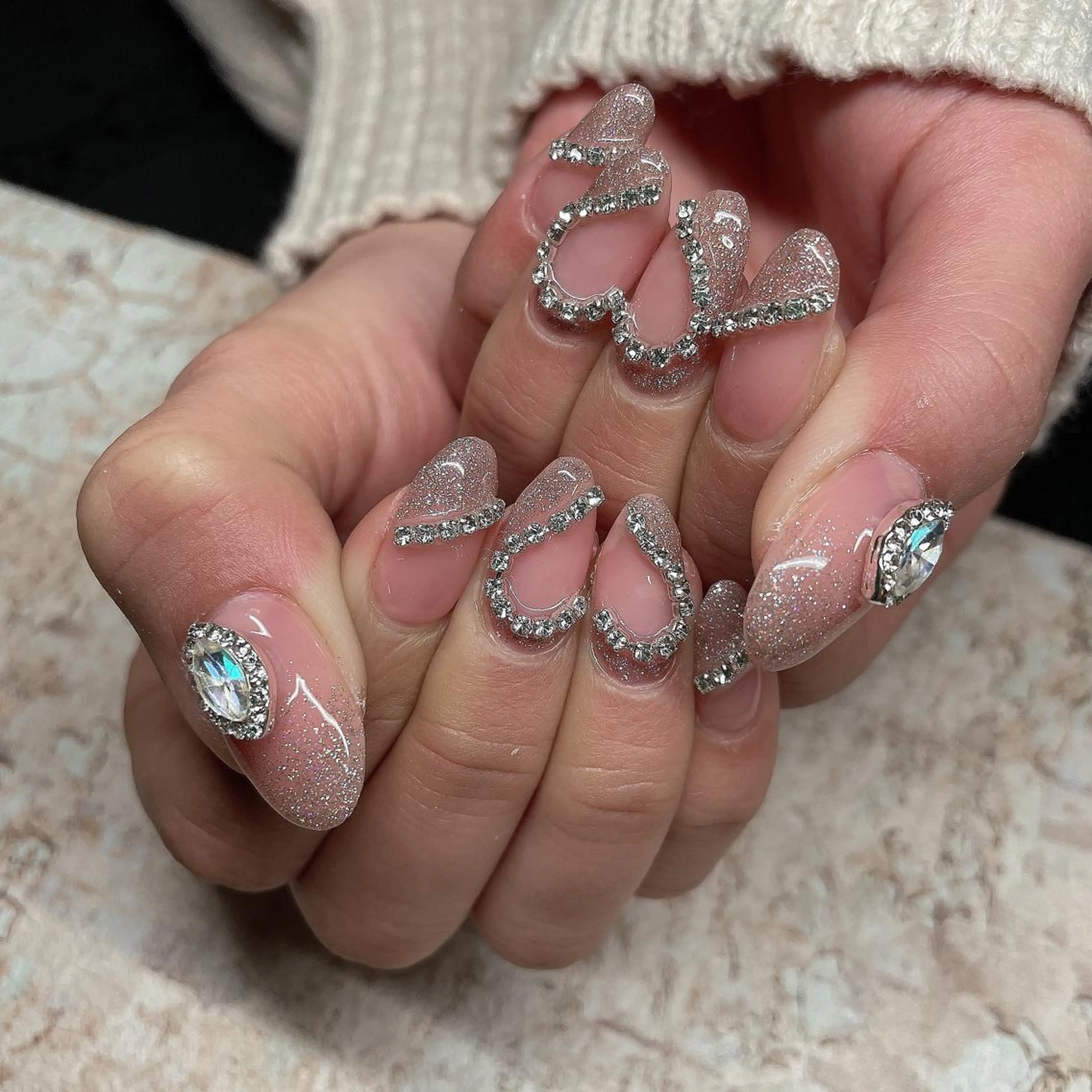 ネイル アートネイル フレンチネイル ジェルネイル グラデーション ハート Bimano seica♡+°のネイルデザイン