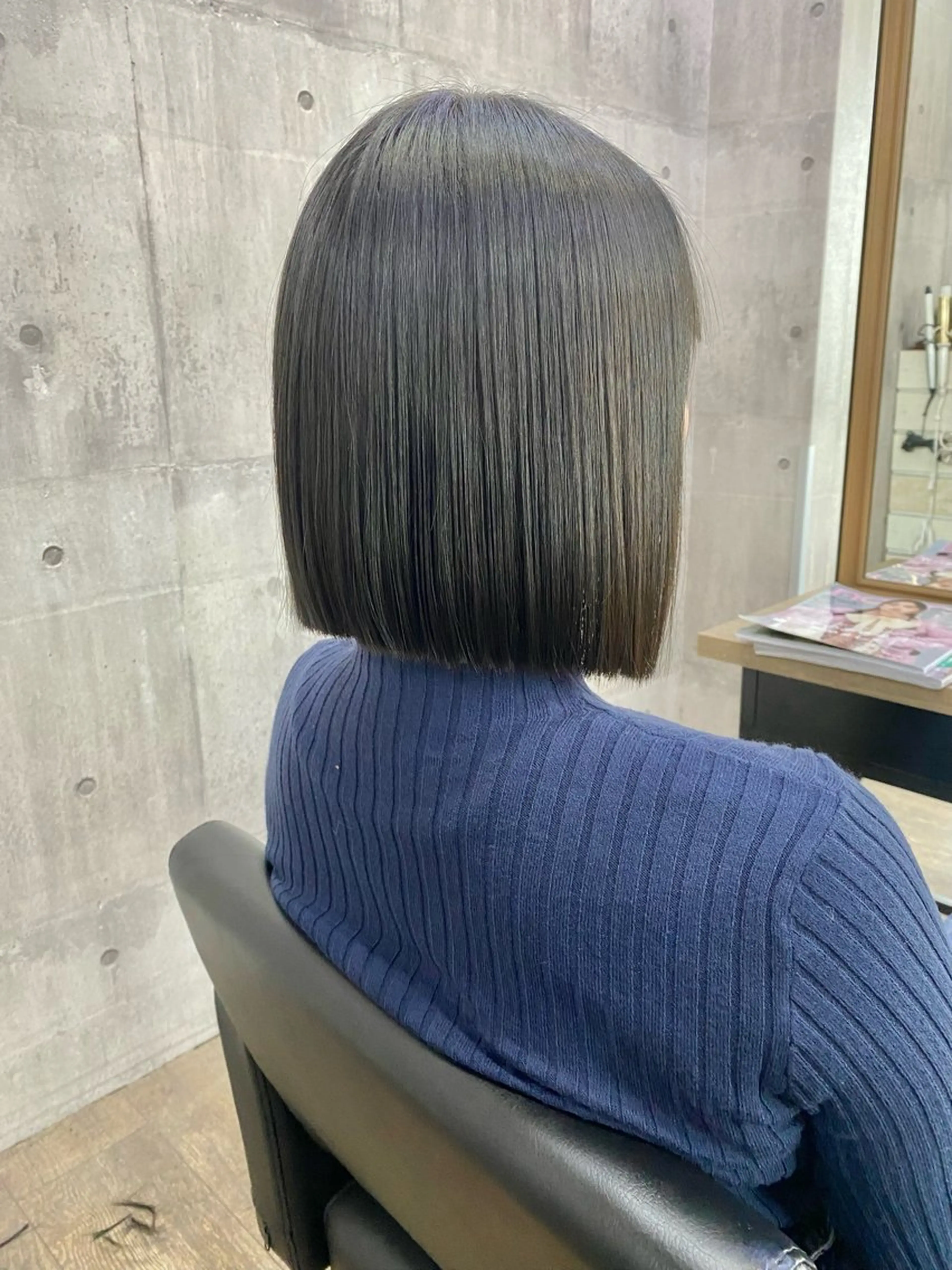 カット+艶髪縮毛矯正+マイクロバブルの写真