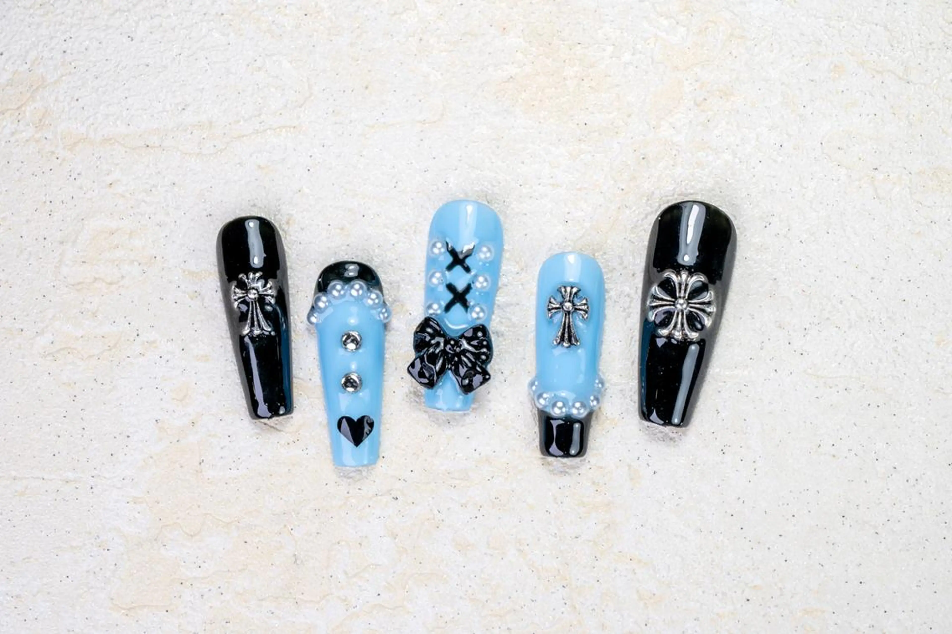 ネイル ハロウィン ロングネイル マグネットネイル スカルプネイル ネイルチップ Mss えりのネイルデザイン