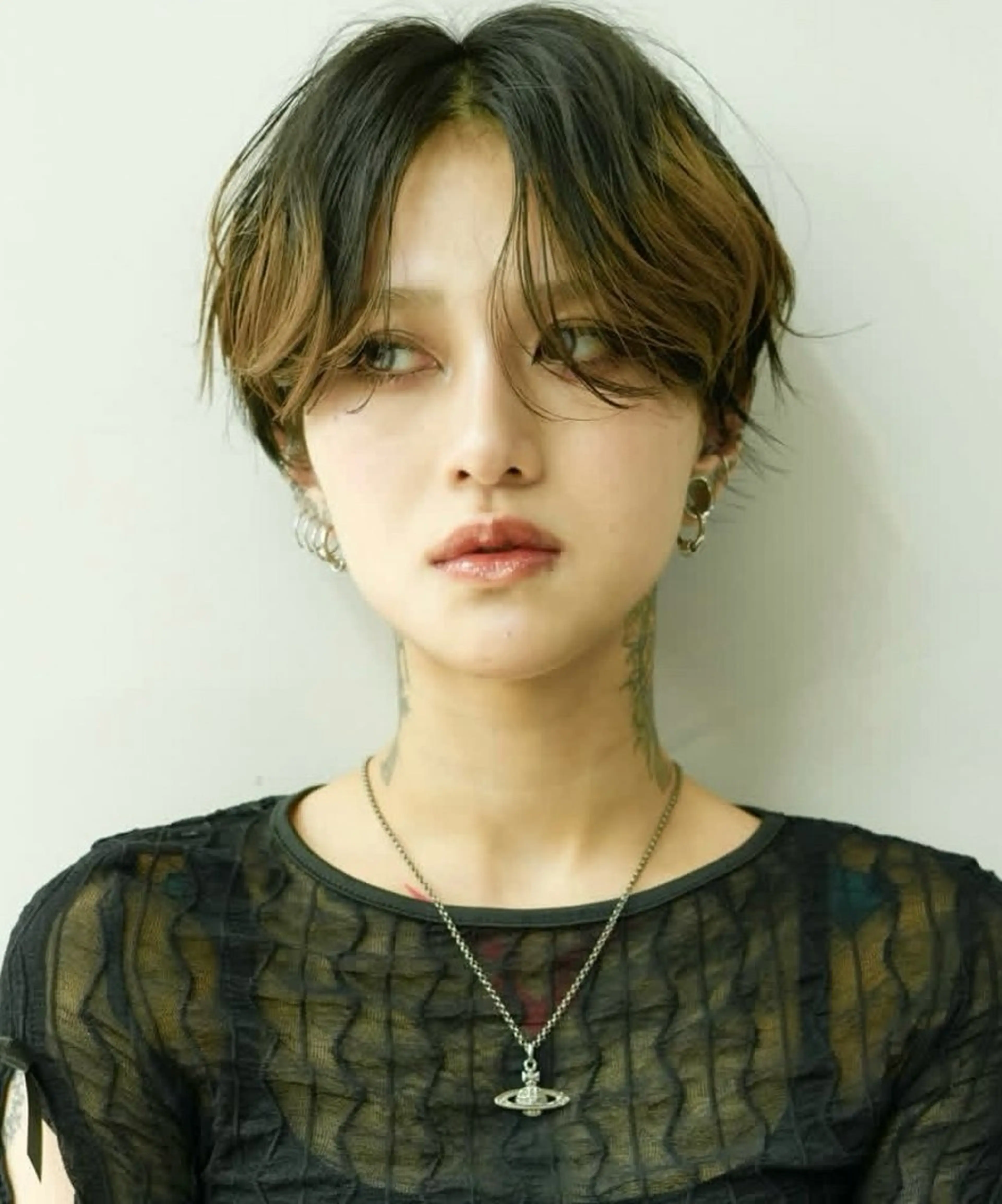 ショート ウルフ🦋顔まわり ❤︎ ͛MEIのヘアスタイル