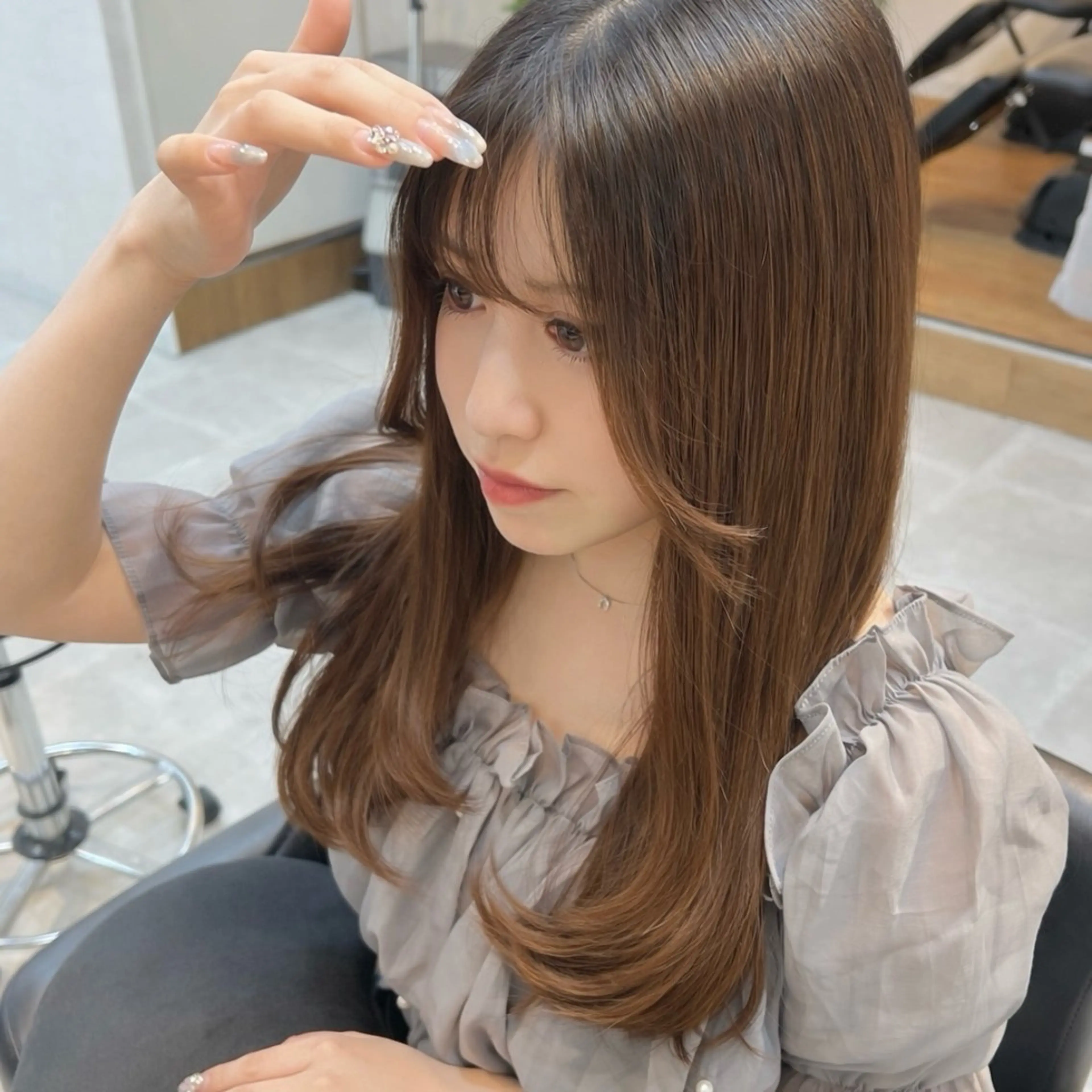 ロング カラー ブラウンカラー 顔周りカット カット ヘアカラー トリートメント ヘッドスパ hair salon N所属・透明感カラー/艶髪 🌷ちばなお🌷のヘアスタイル