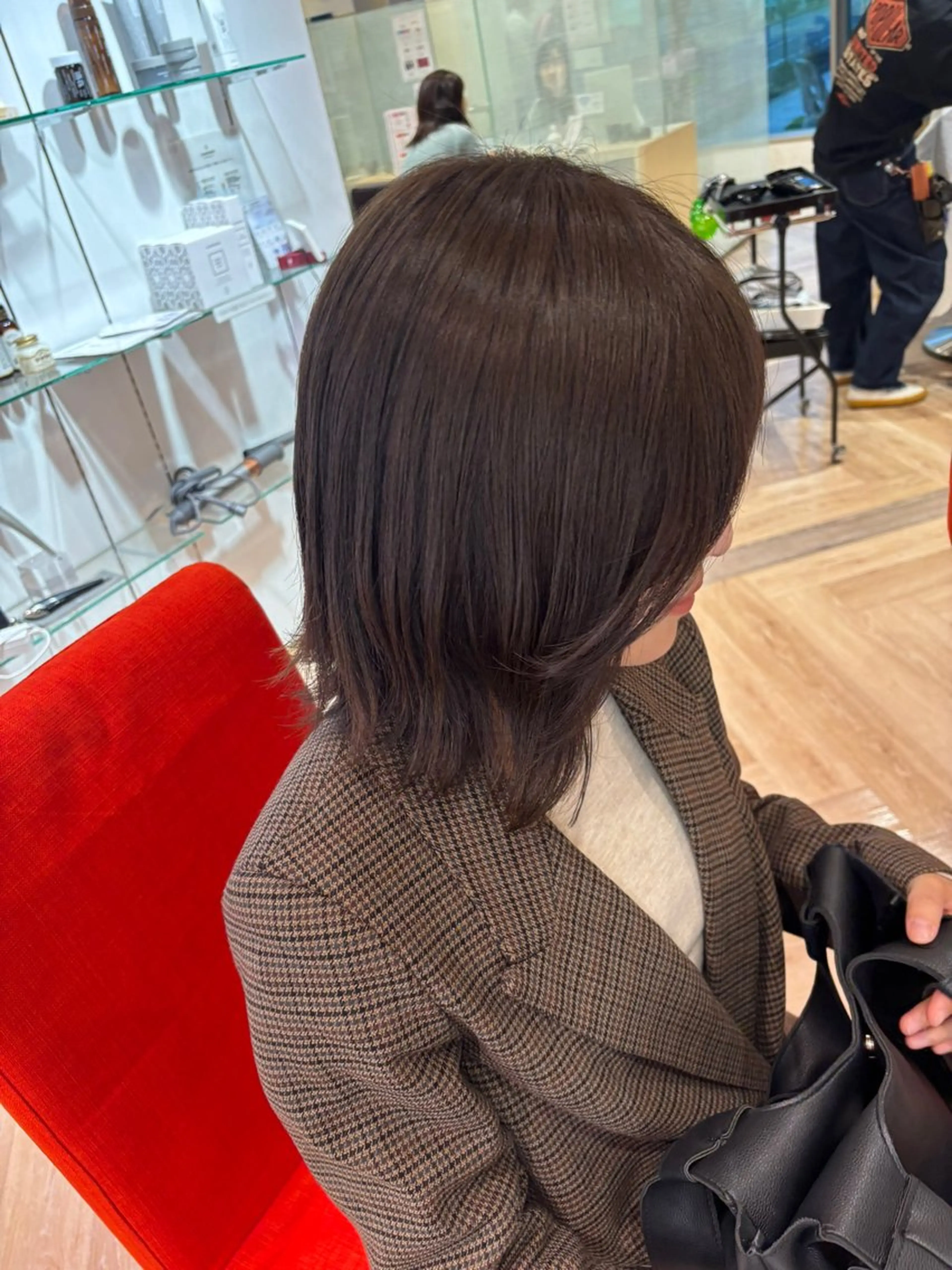 ミディアム カラー ベージュカラー オリーブベージュ 顔周りカット 似合わせカット カット ヘアカラー ゆい/パーマ/レイヤ ー/似合わせカラーのヘアスタイル