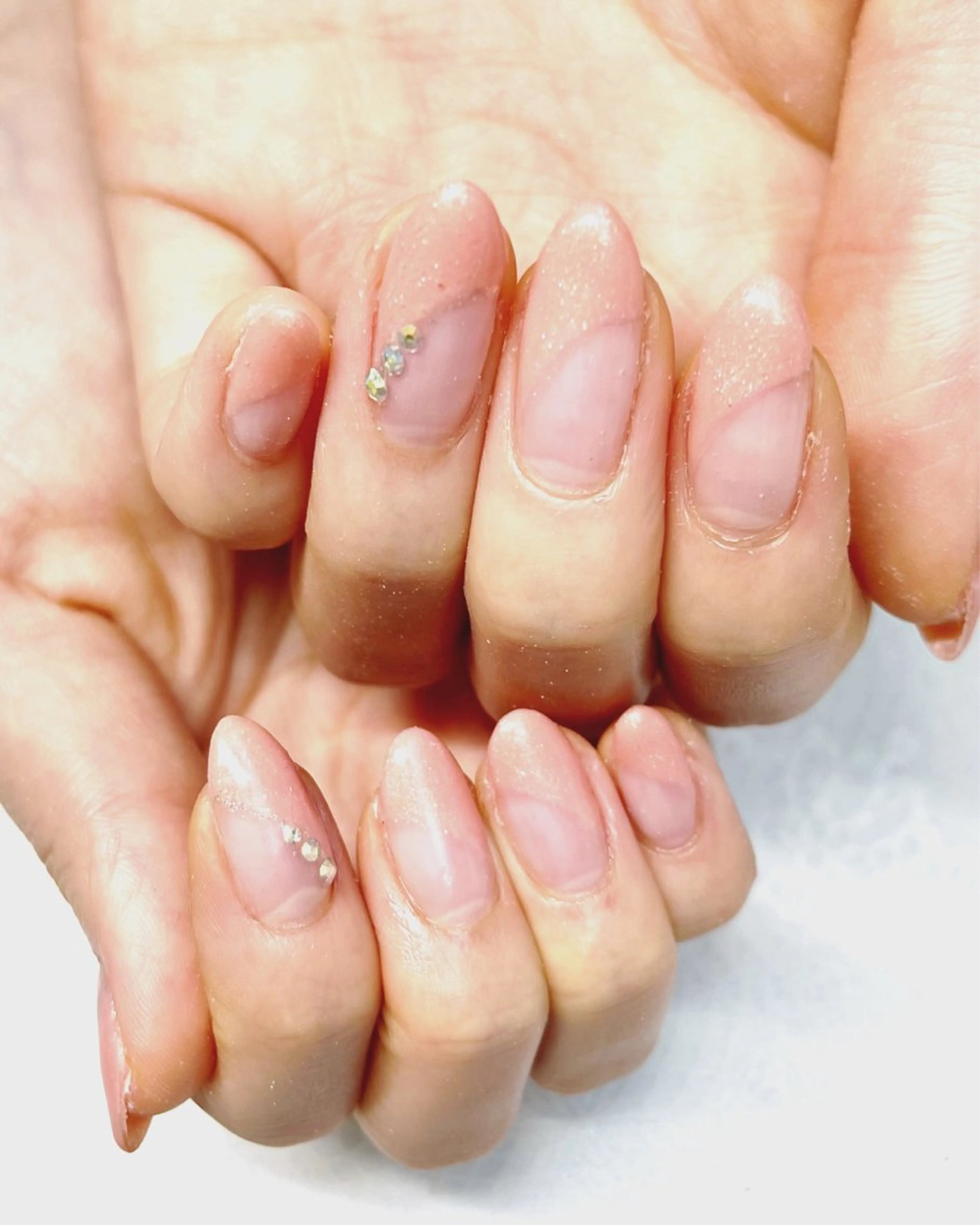 ネイル 新宿ネイルサロン ジェミディローサのネイルデザイン