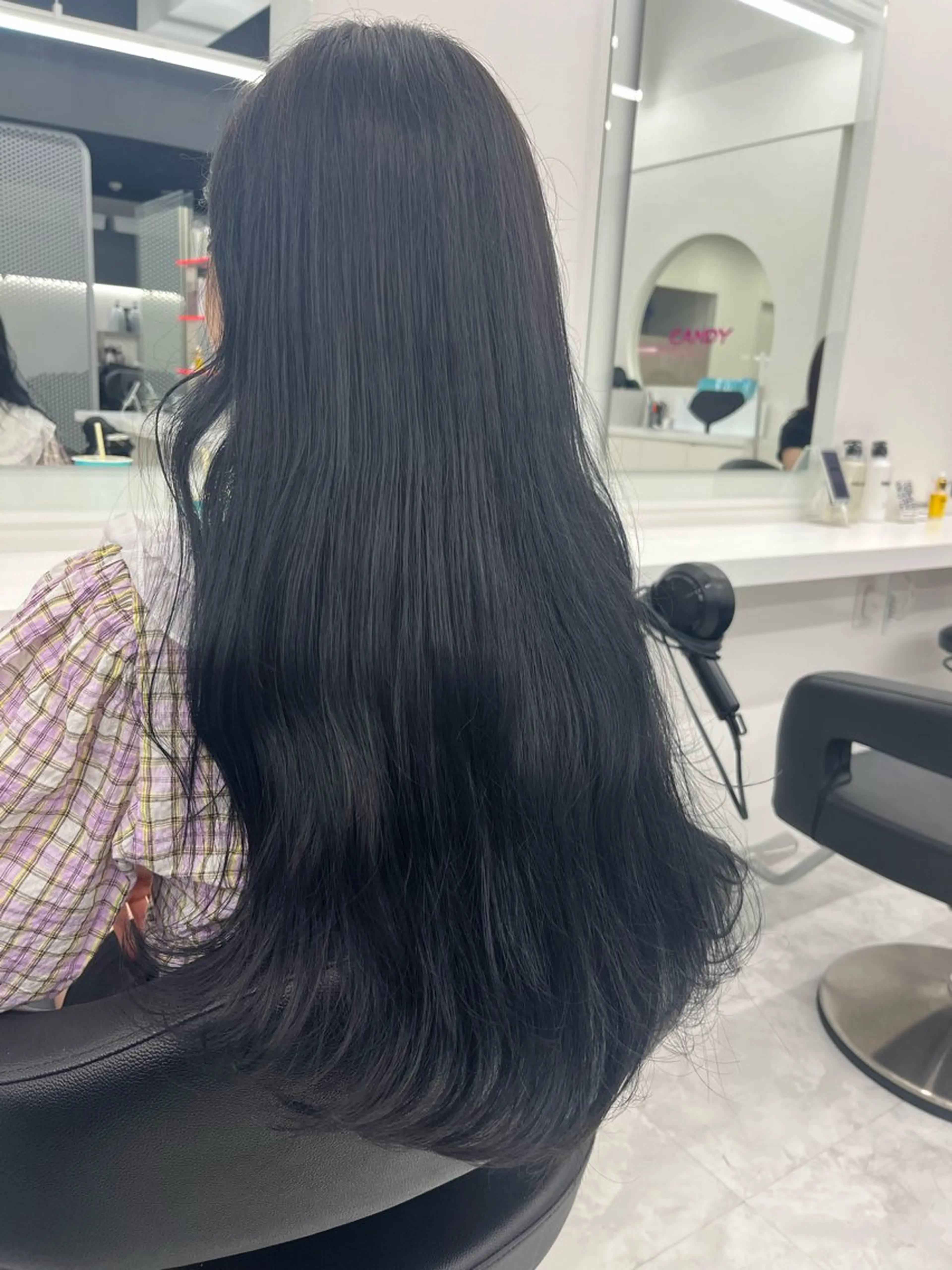 ロング カラー 黒髪 ヘアカラー トリートメント 💖トレンド春夏 カラー💖FUTAのヘアスタイル