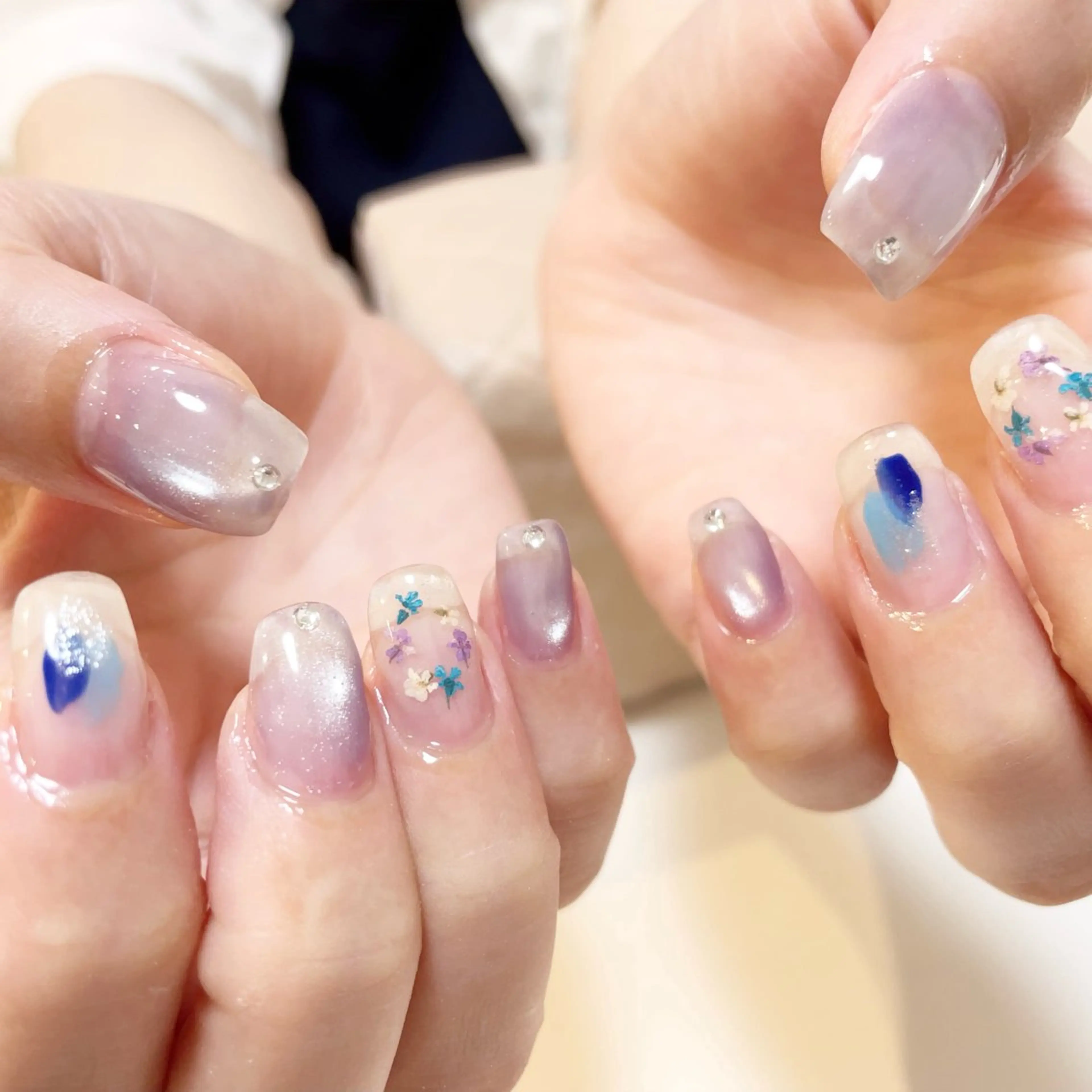 ネイル manis .のネイルデザイン