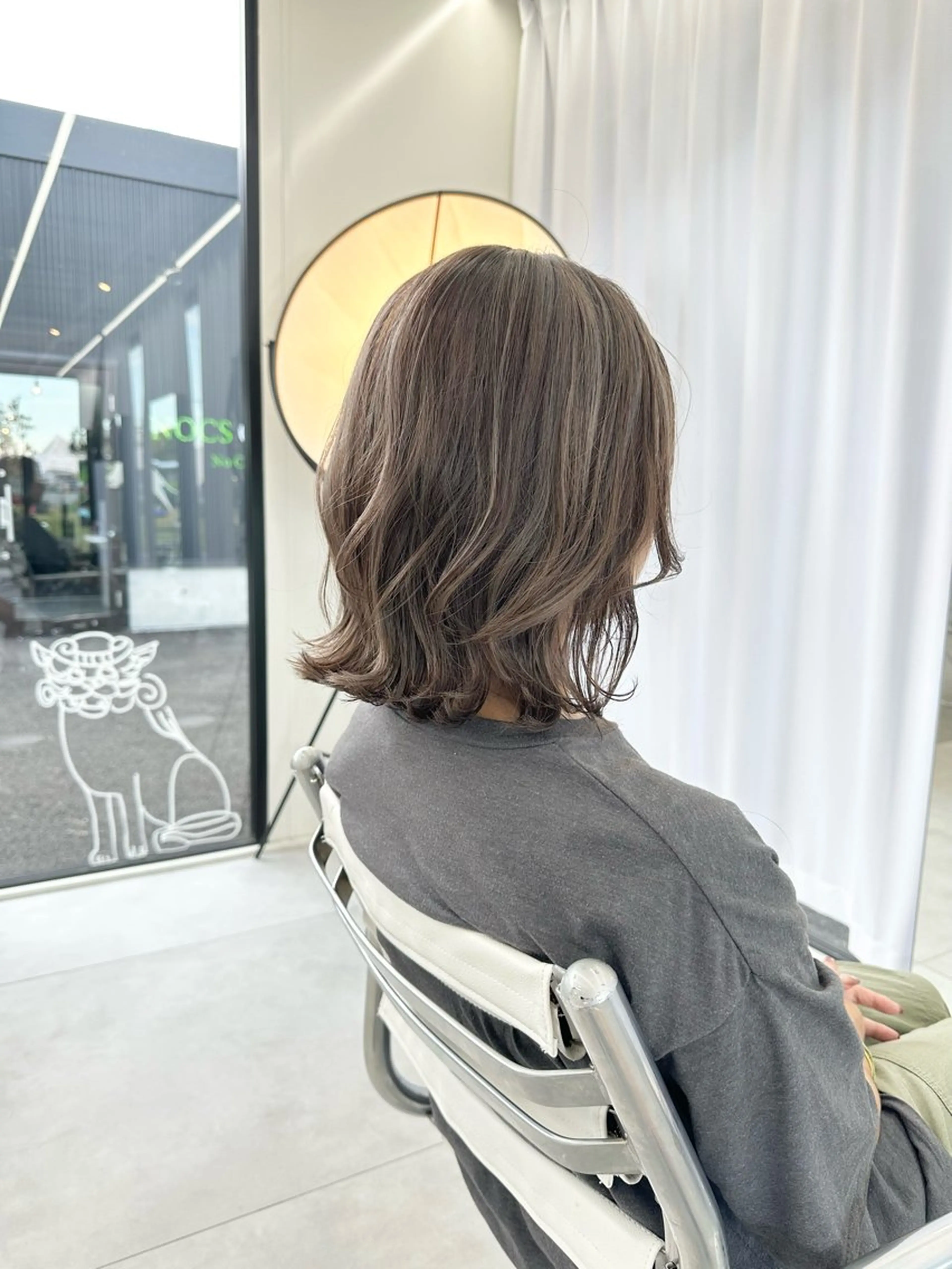 ミディアム カラー ハイライトカラー ハイライト risa | 透明感 カラー|レイヤーのヘアスタイル