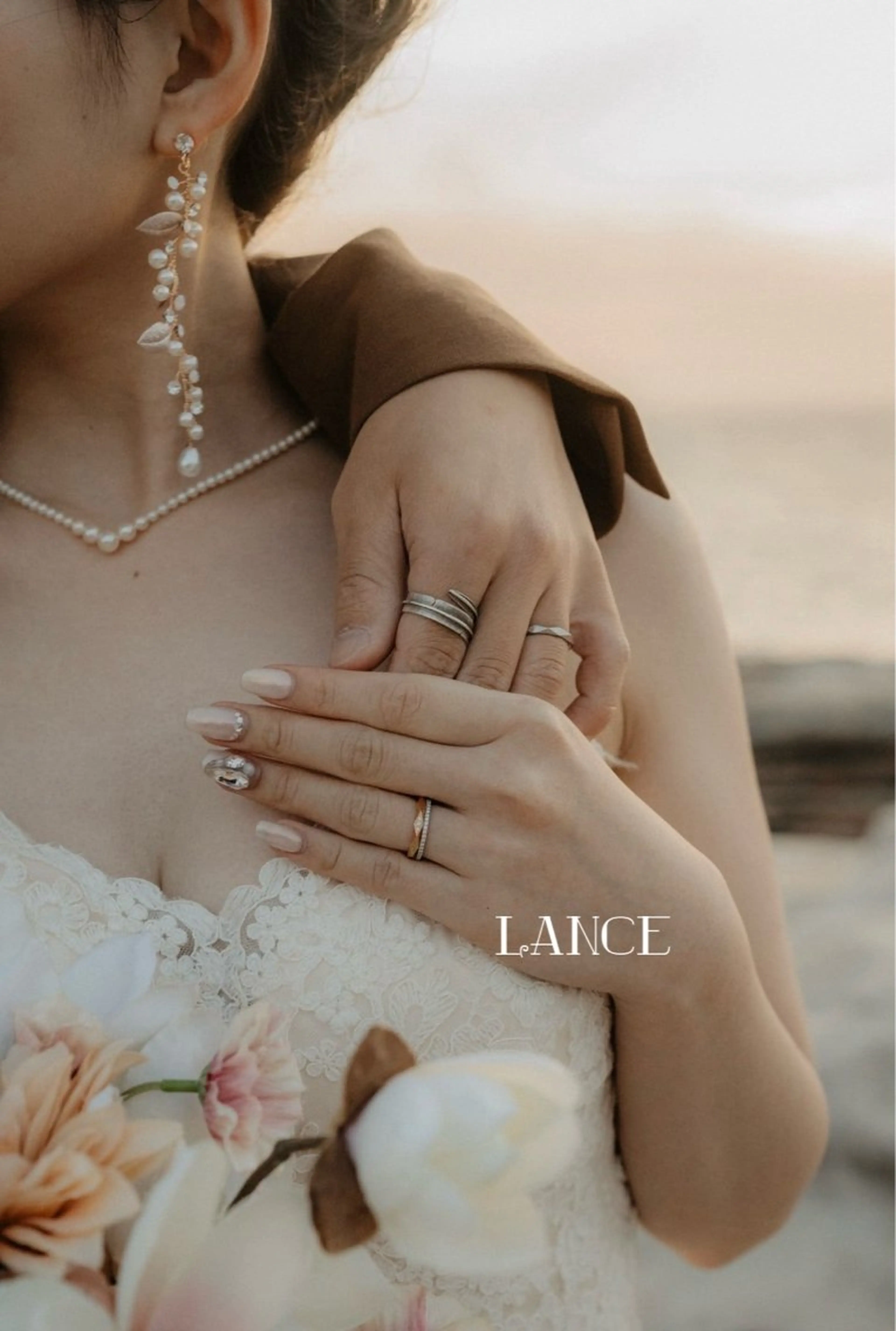 ネイル オーロラネイル フレンチネイル グラデーション キラキラネイル 韓国ネイル Lance nailのネイルデザイン