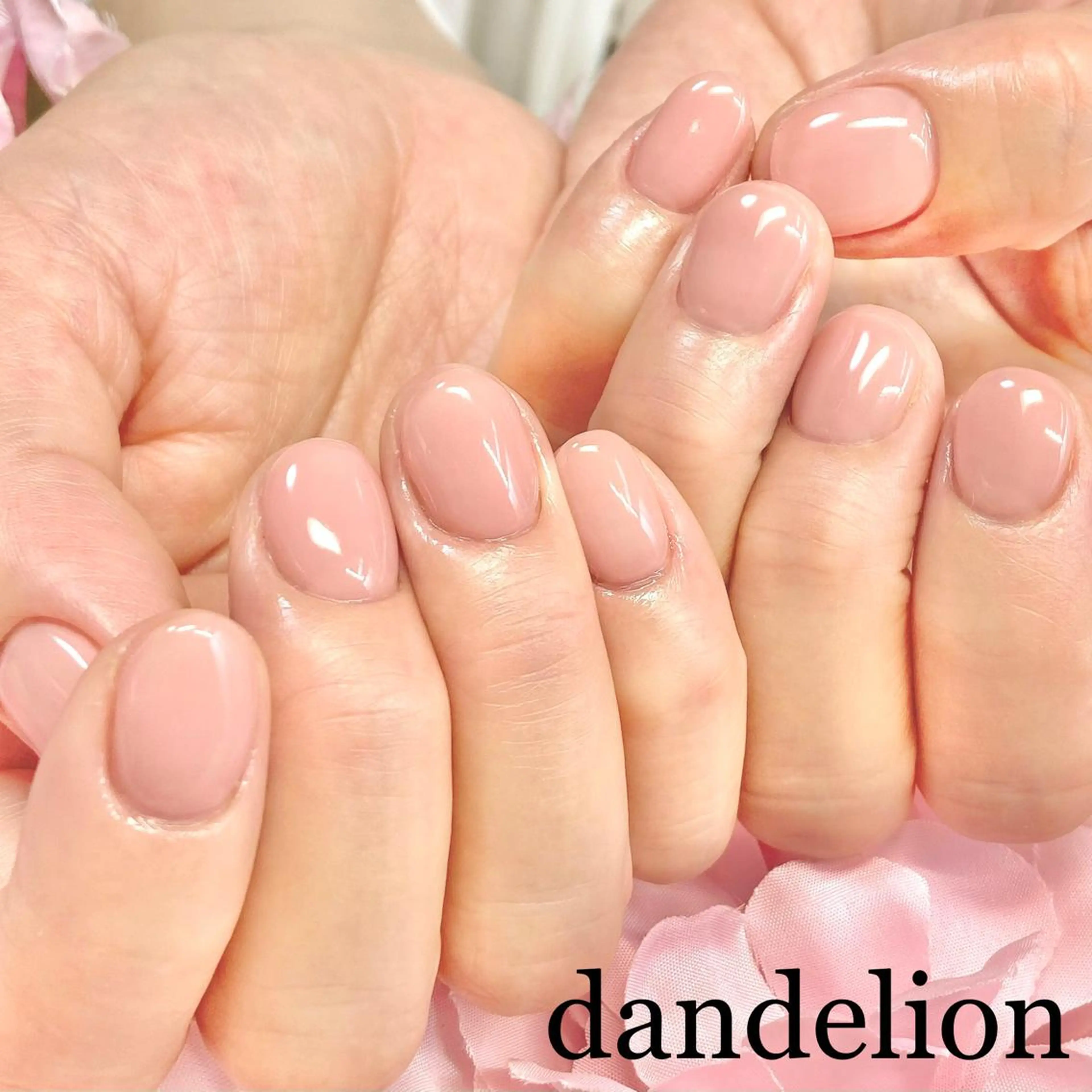 ネイル ハンドネイル ハンドケア dandelion ダンデライオンのネイルデザイン