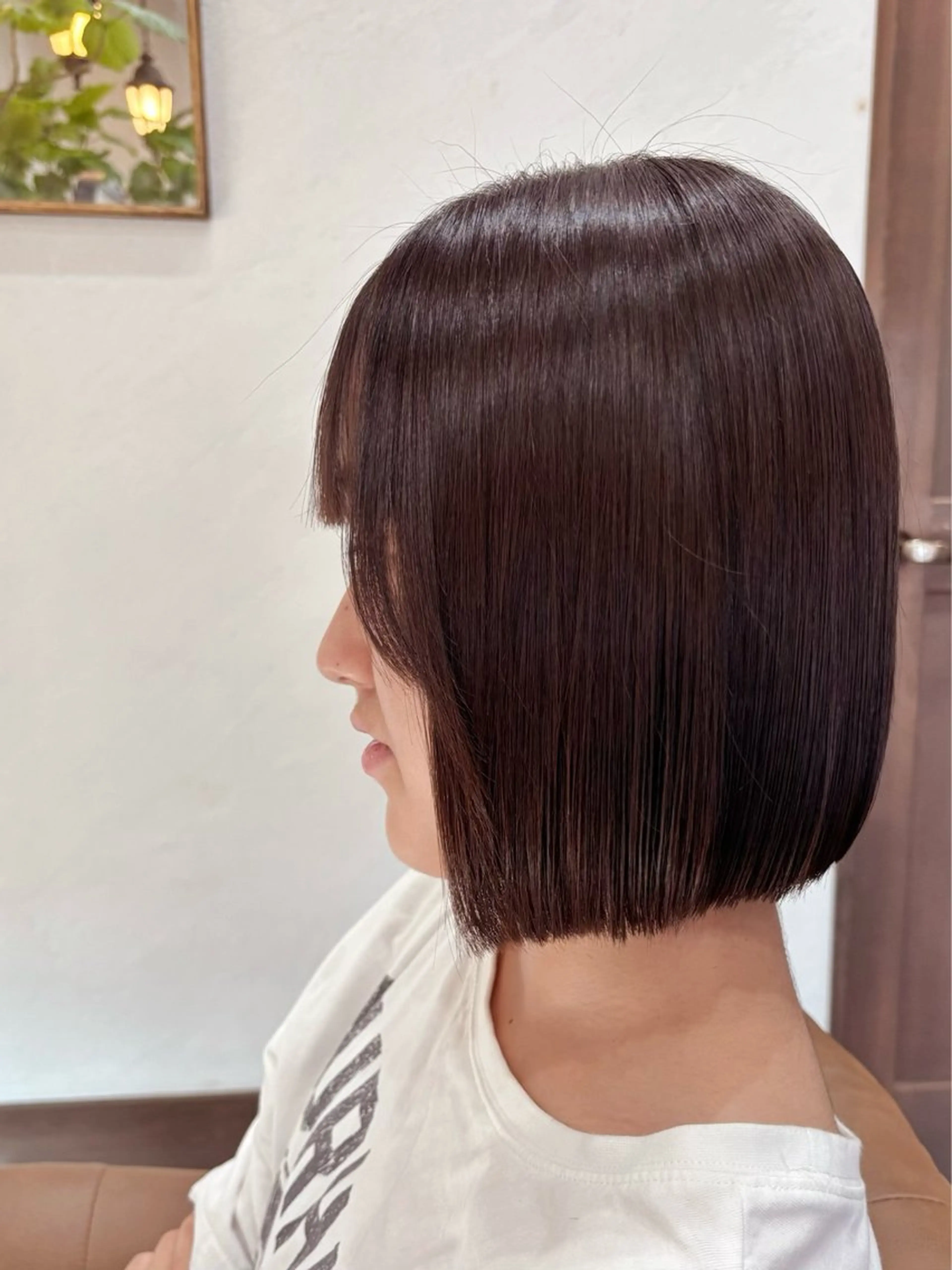 ミディアム 切りっぱなしボブ ボブ カット 縮毛矯正 對比地 茜のヘアスタイル