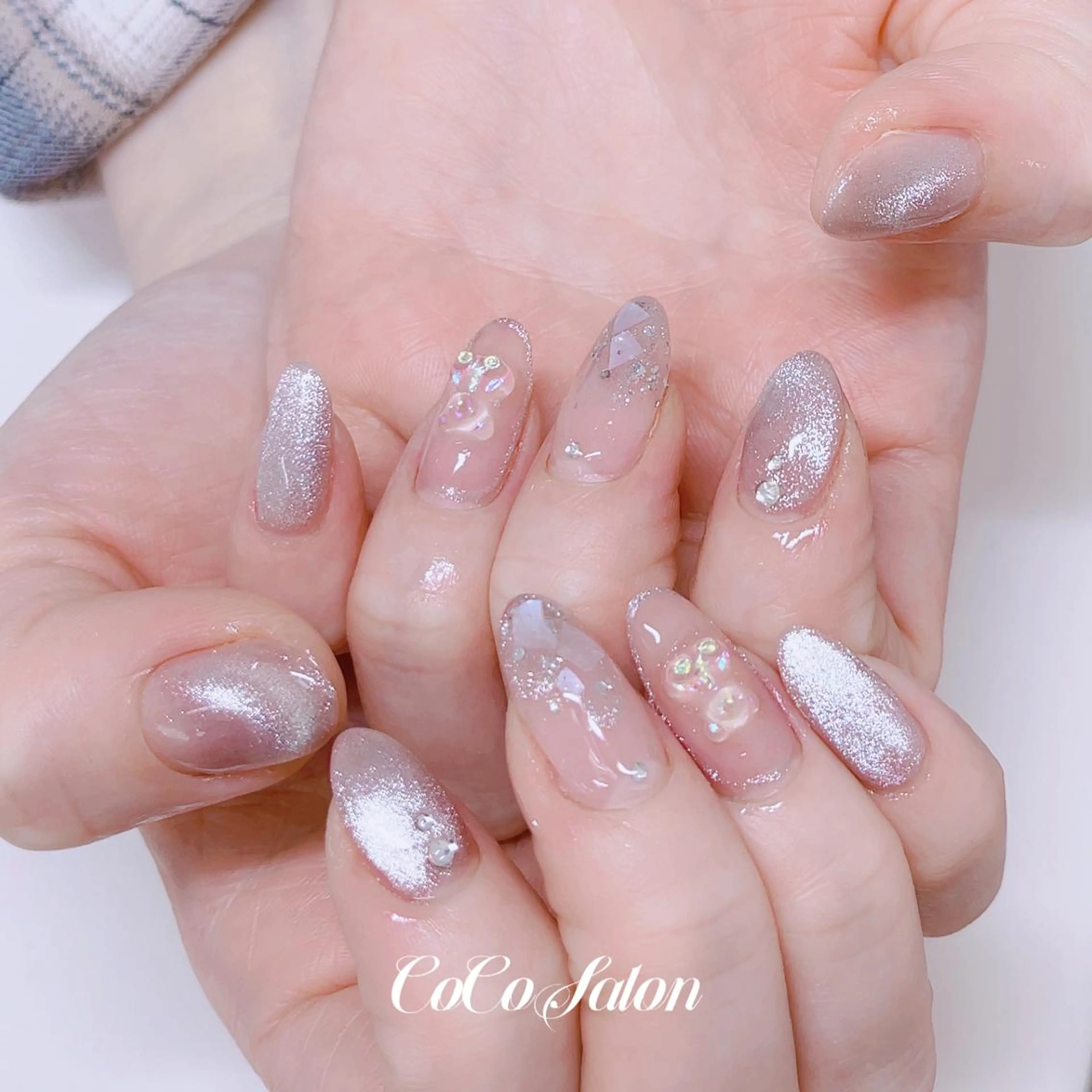 ネイル 長さ出し ジェルネイル グラデーション キラキラネイル 韓国ネイル ハンドネイル CoCoSalon ネイル/まつ毛予約のネイルデザイン