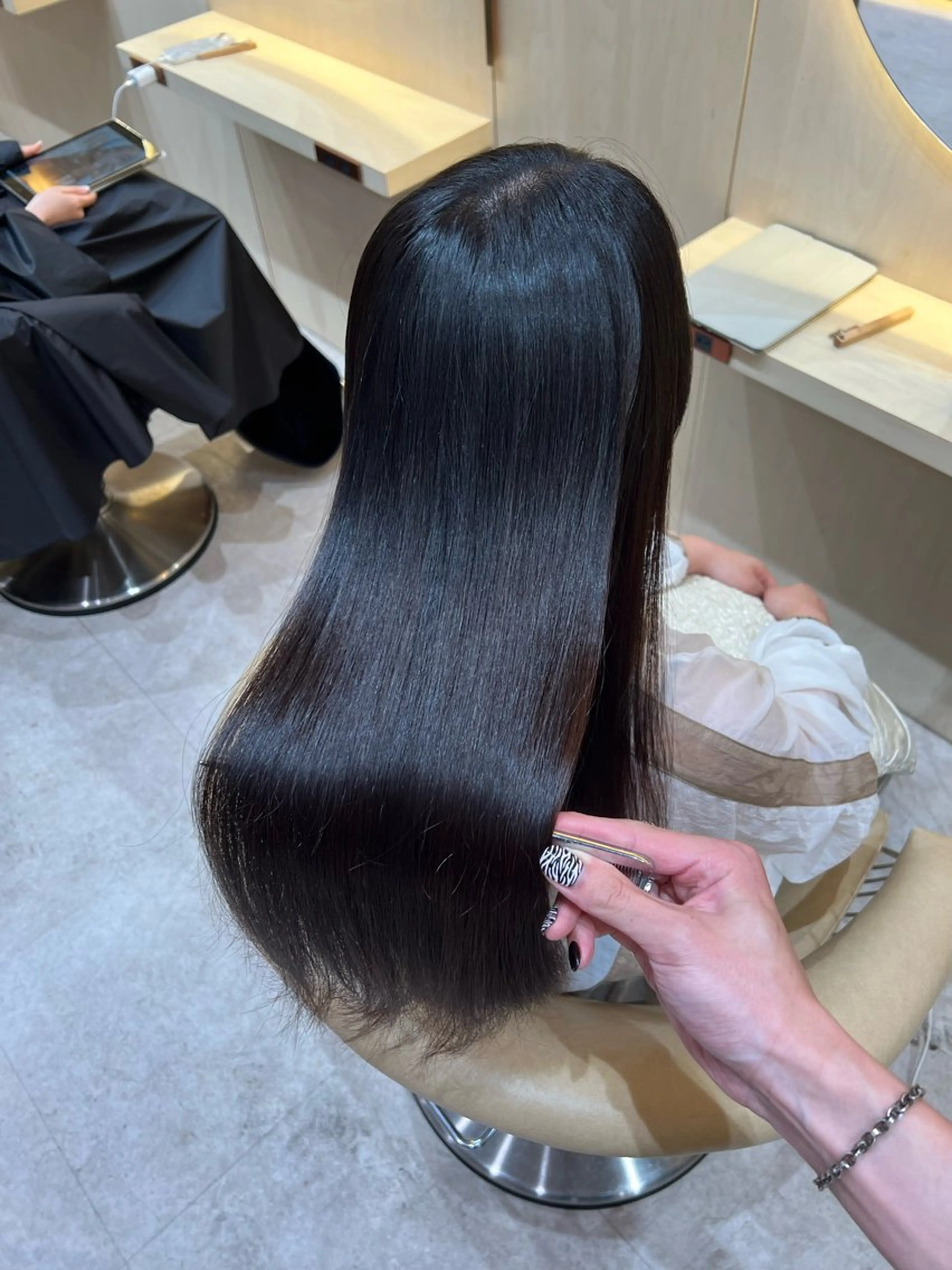 ロング カラー ヘアカラー 縮毛矯正 トリートメント レイヤーカット/ 顔周り 五島巨幹のヘアスタイル