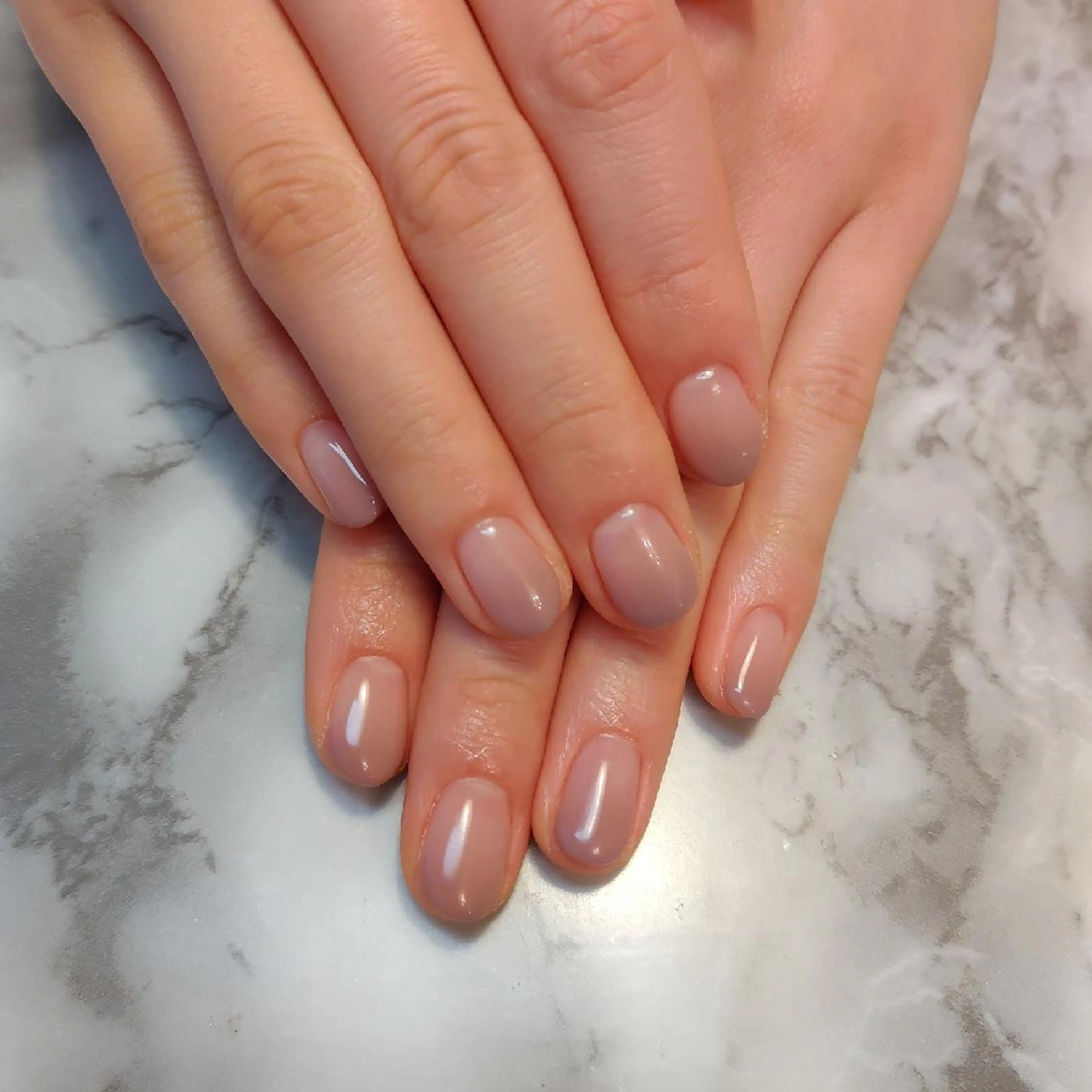 ネイル グラデーション ジェヌインネイル 河内のネイルデザイン