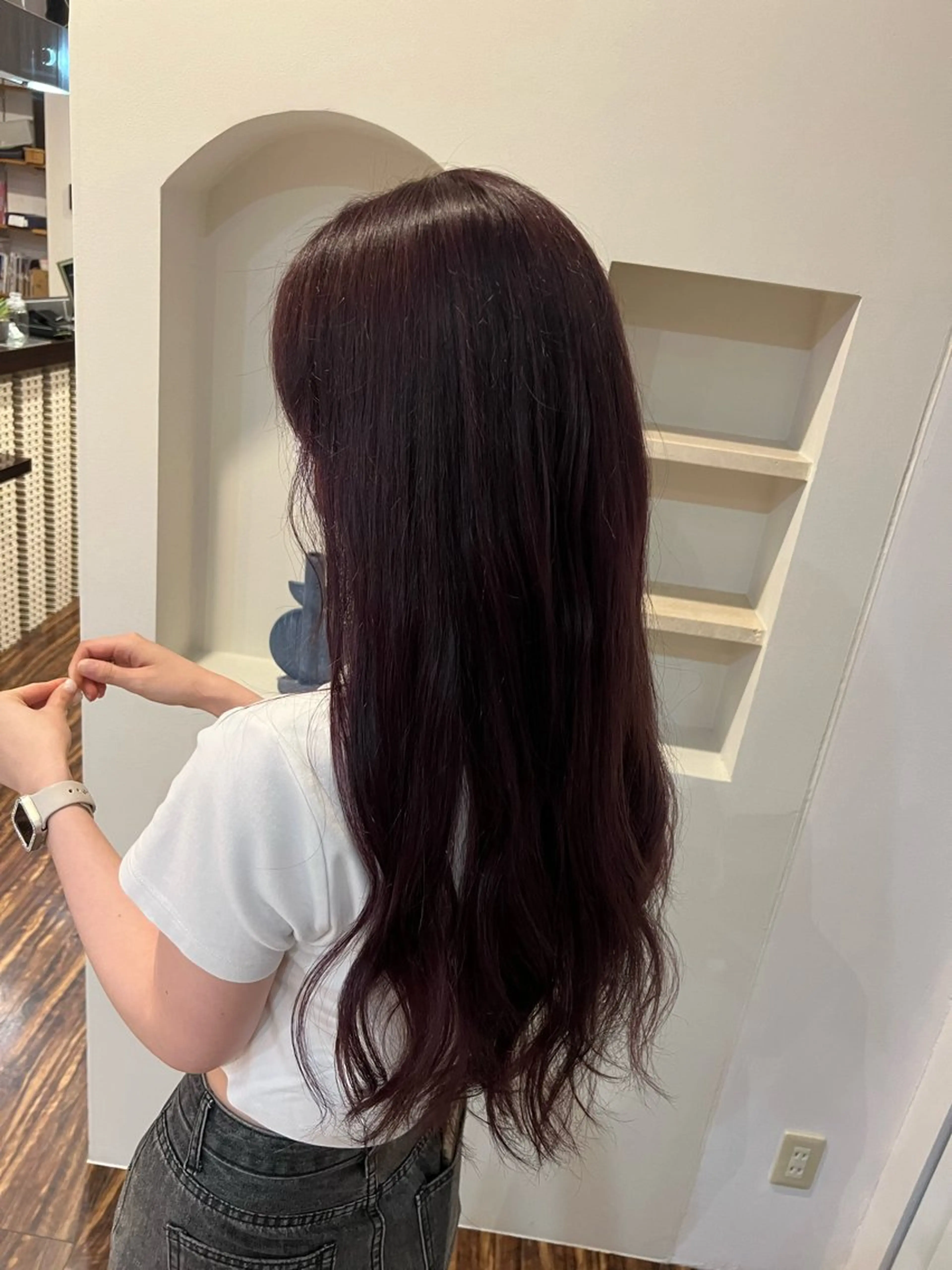 カラー 安間 琴音のヘアスタイル