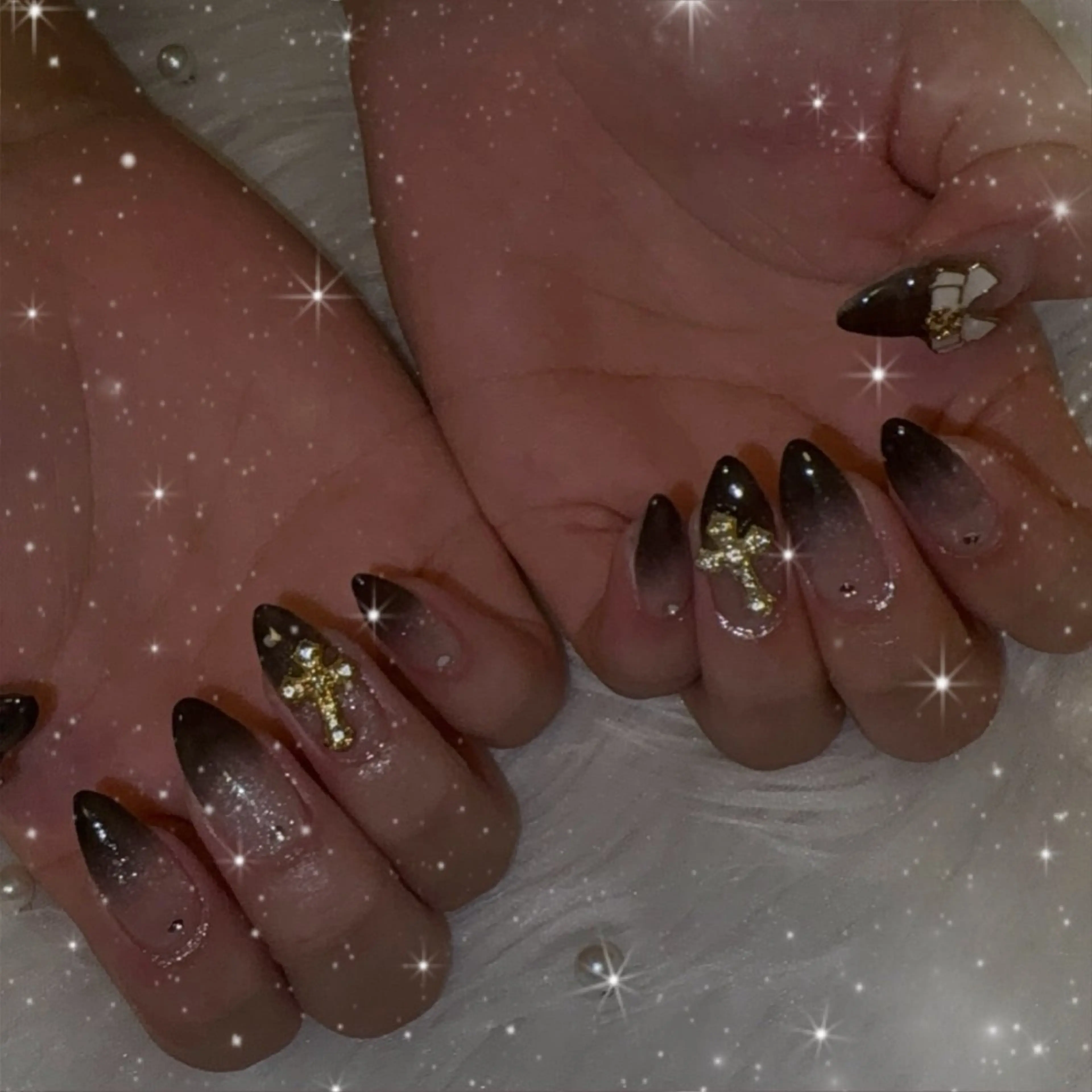 ネイル LUANA所属・LUANA ジュリのネイルデザイン