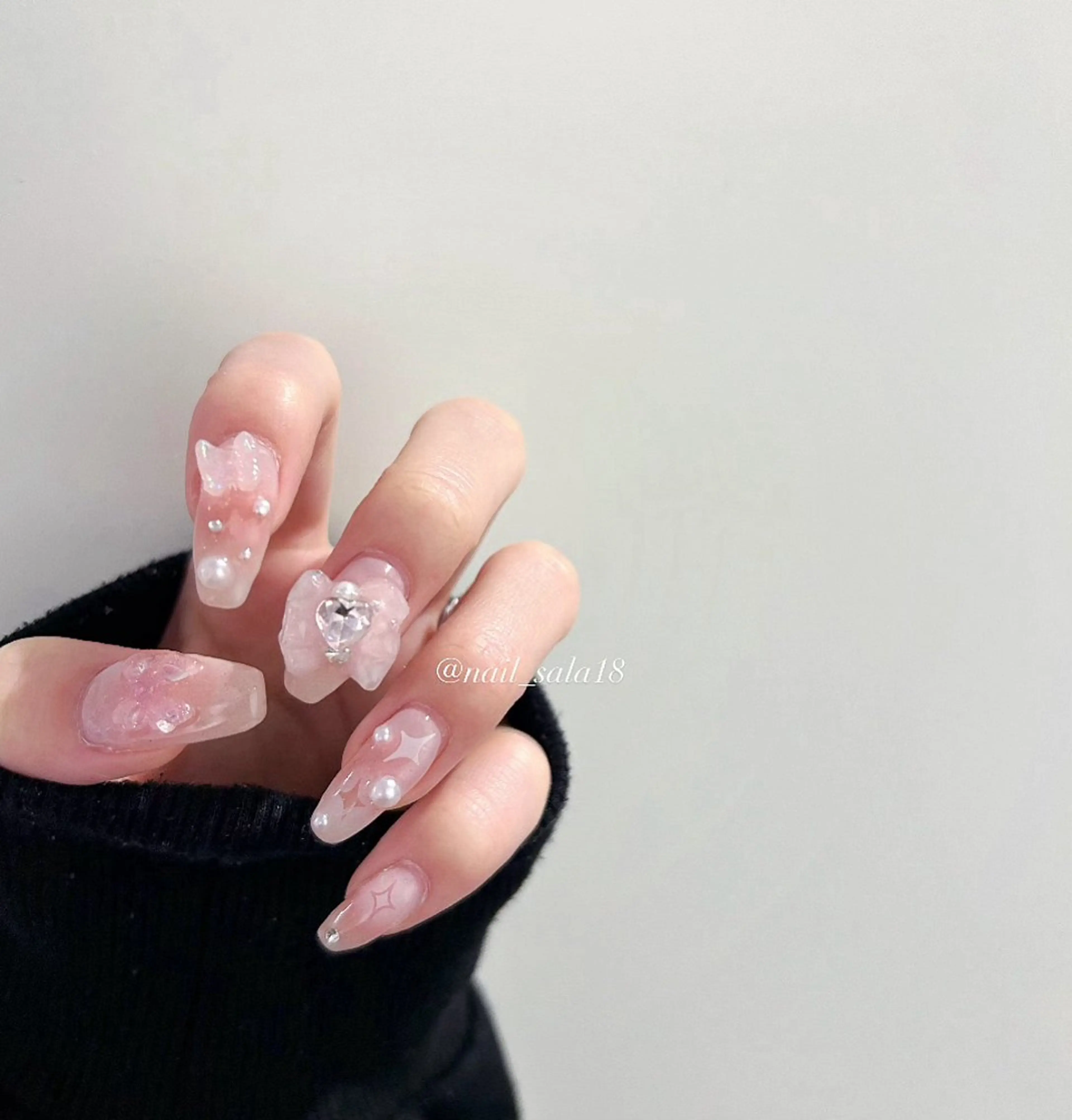 ネイル ハンドネイル 齋藤 沙羅のネイルデザイン