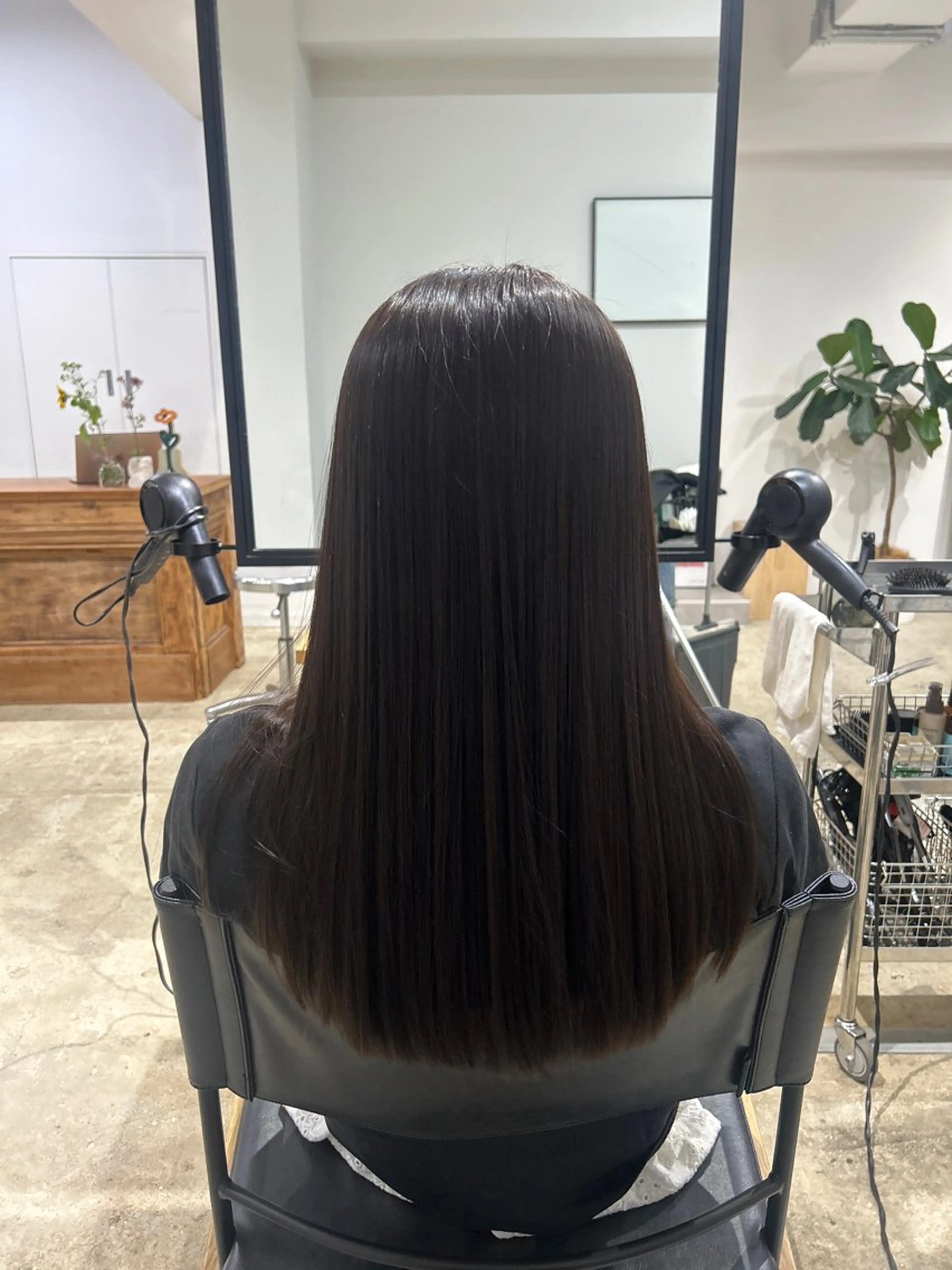 ロング カラー 黒瀬 陽詩のヘアスタイル