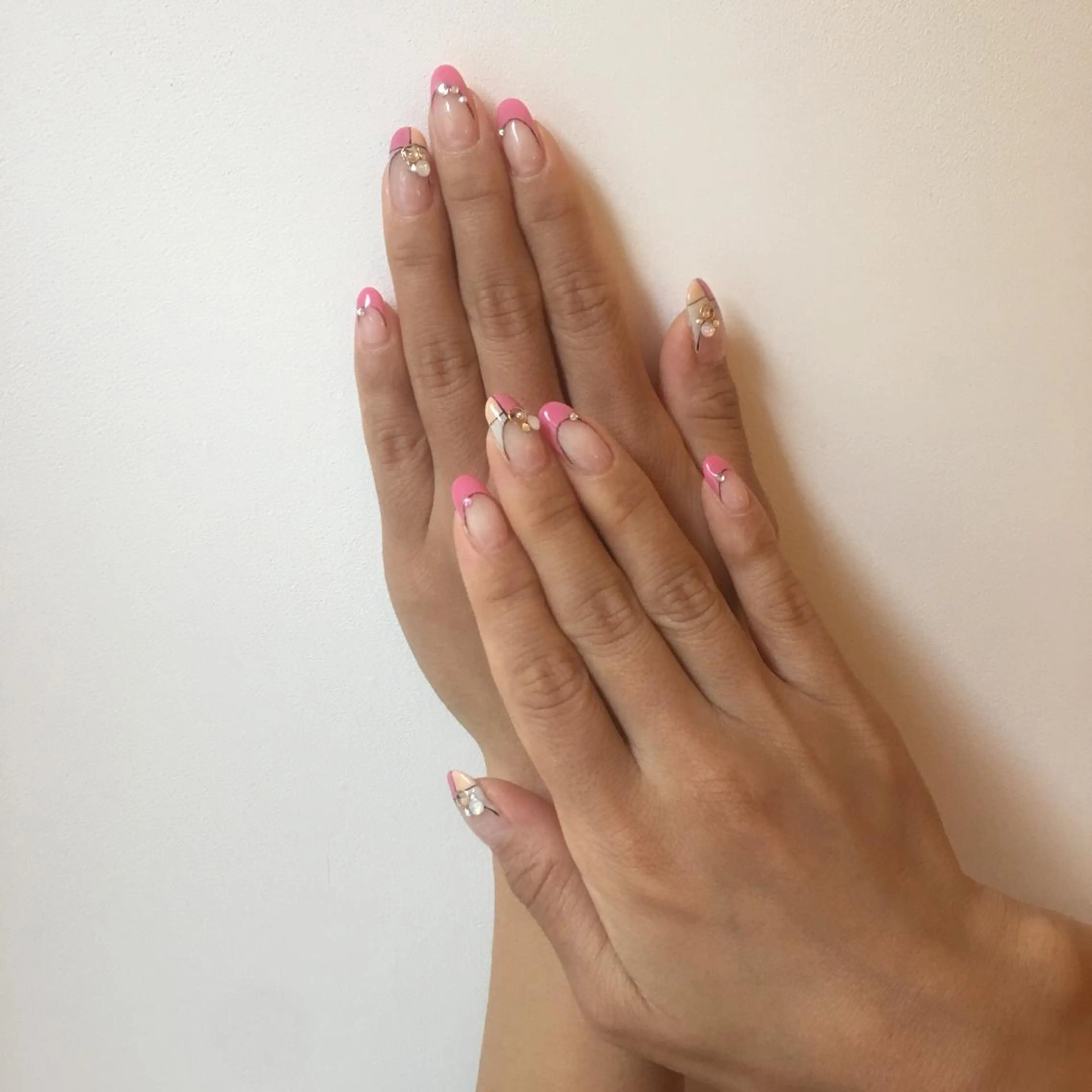 ネイル 小顔美人専門サロン LUCYのエステ・リラクイメージ