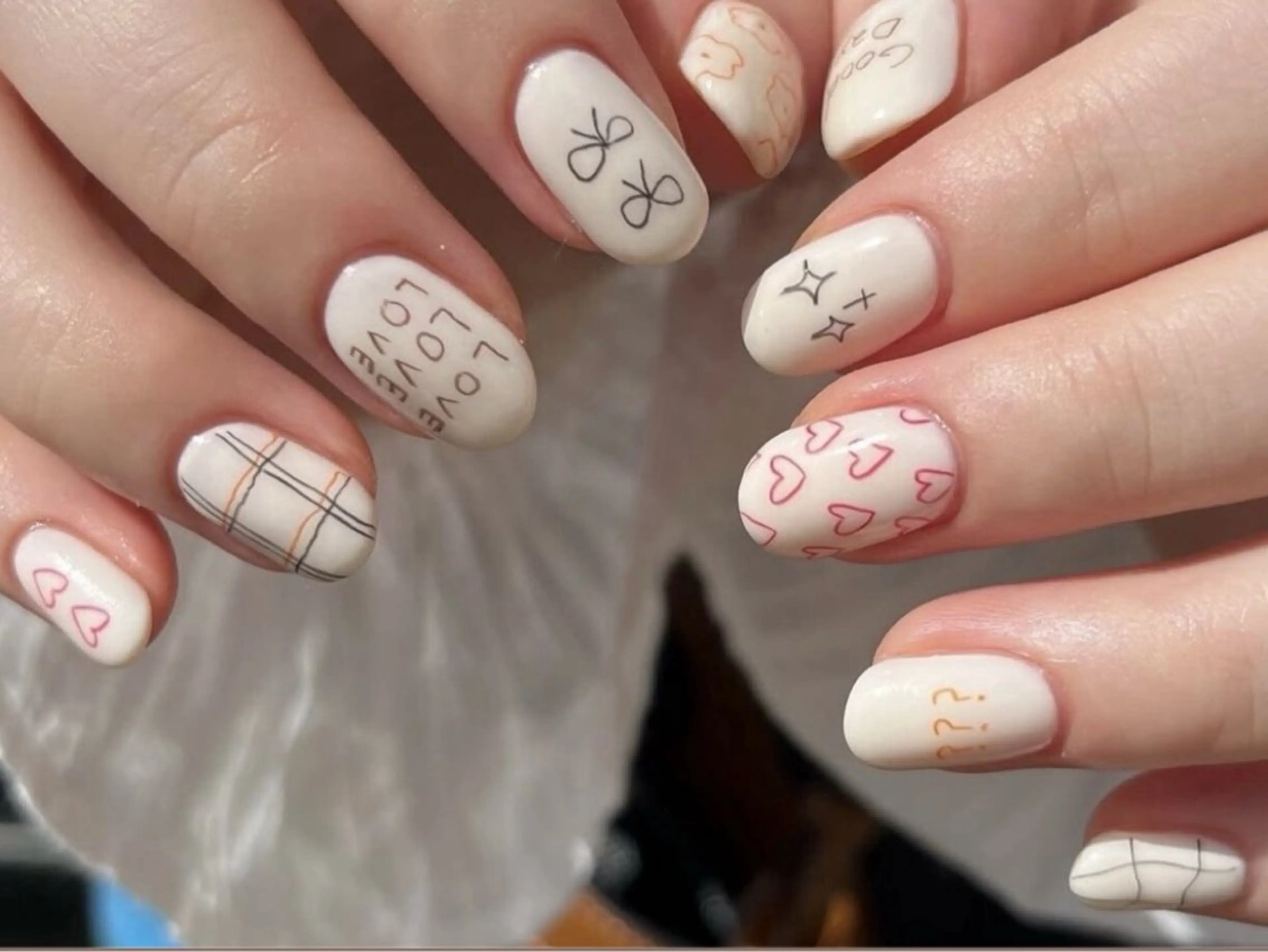 ネイル ハンドネイル 花岡 美沙子のネイルデザイン