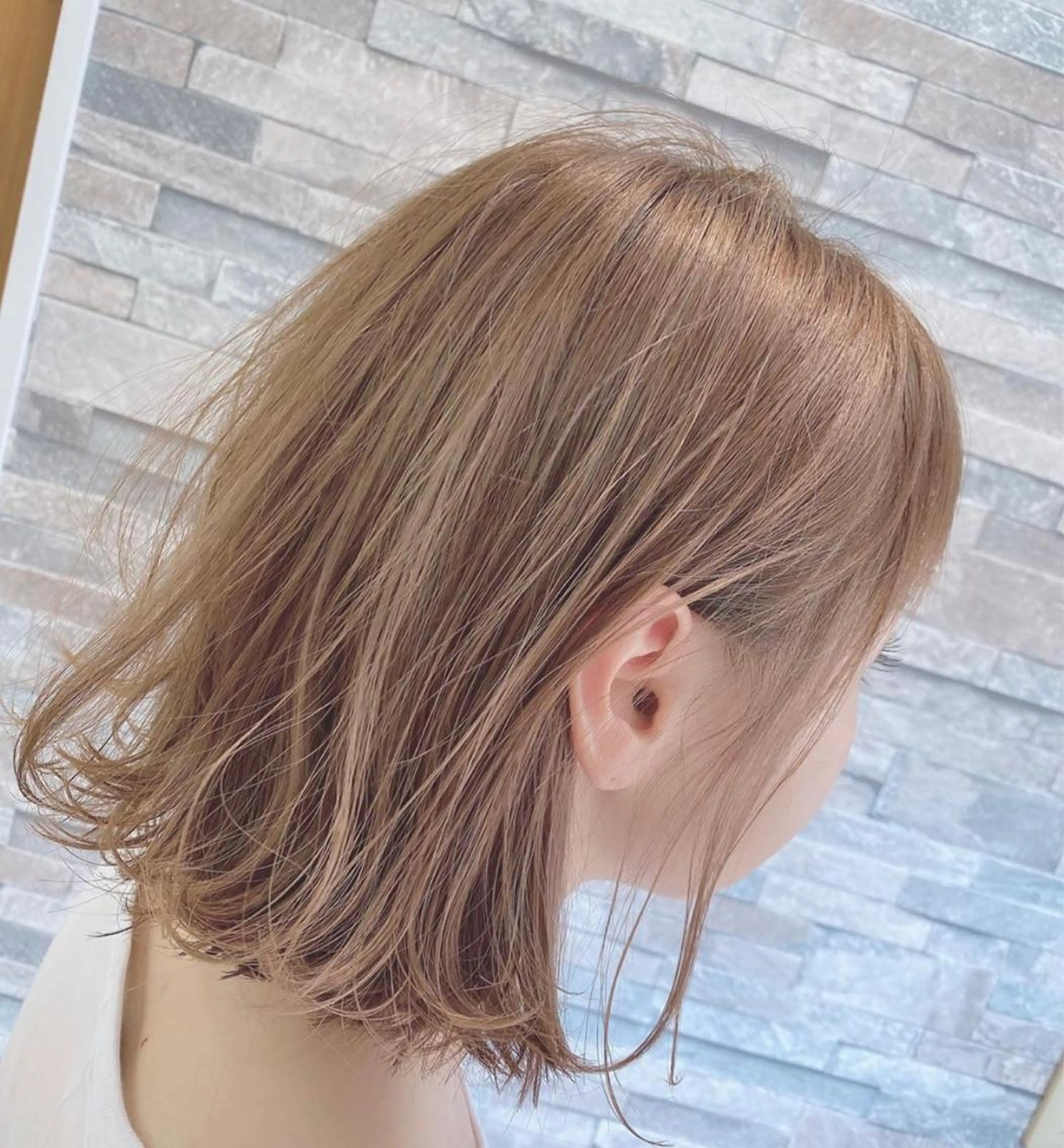 ミディアム カラー 蟹江 聡太✨レイヤーカットのヘアスタイル