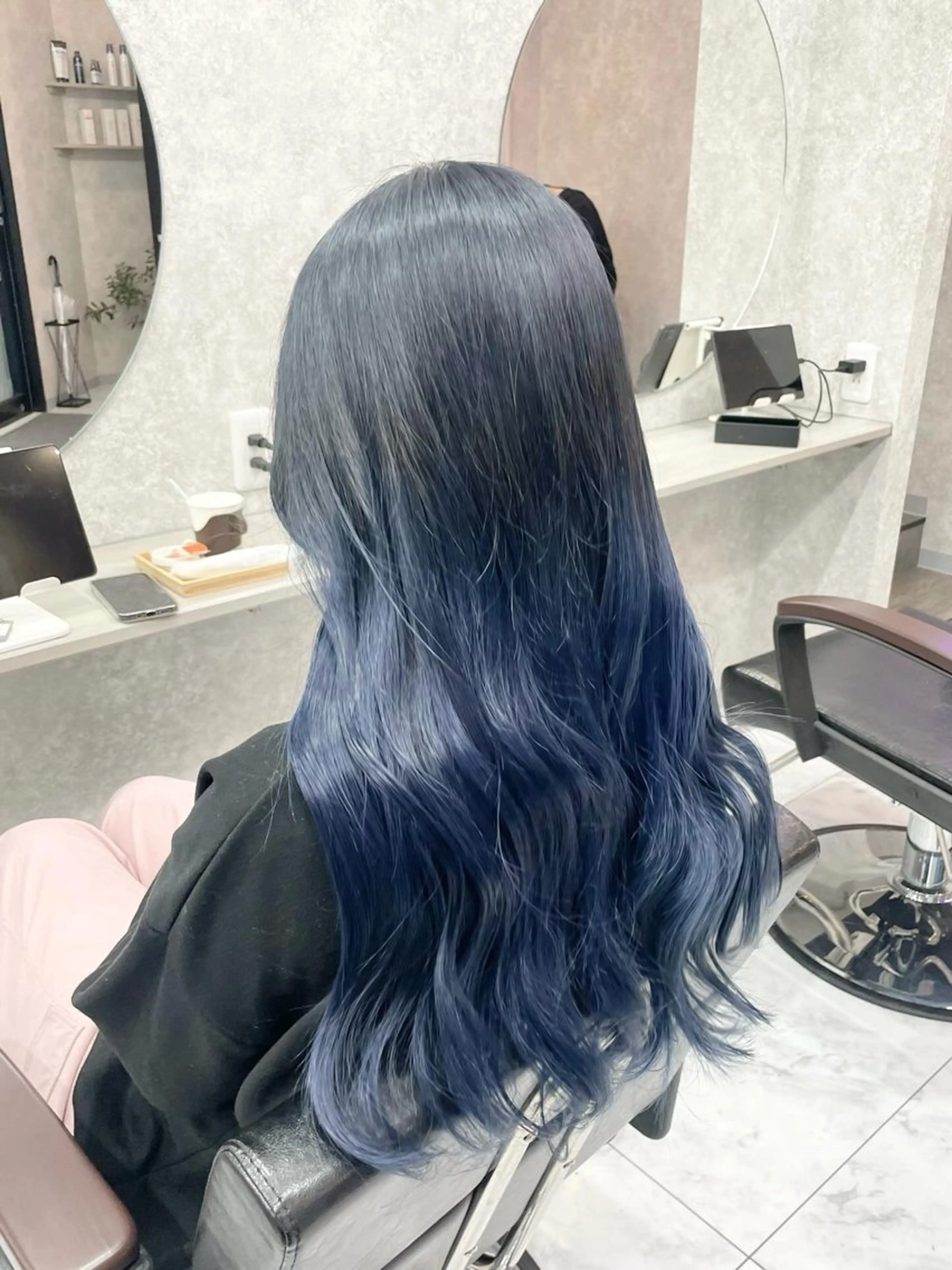 ロング 🦋ハイトーン🦋 石山 希理🦋のヘアスタイル