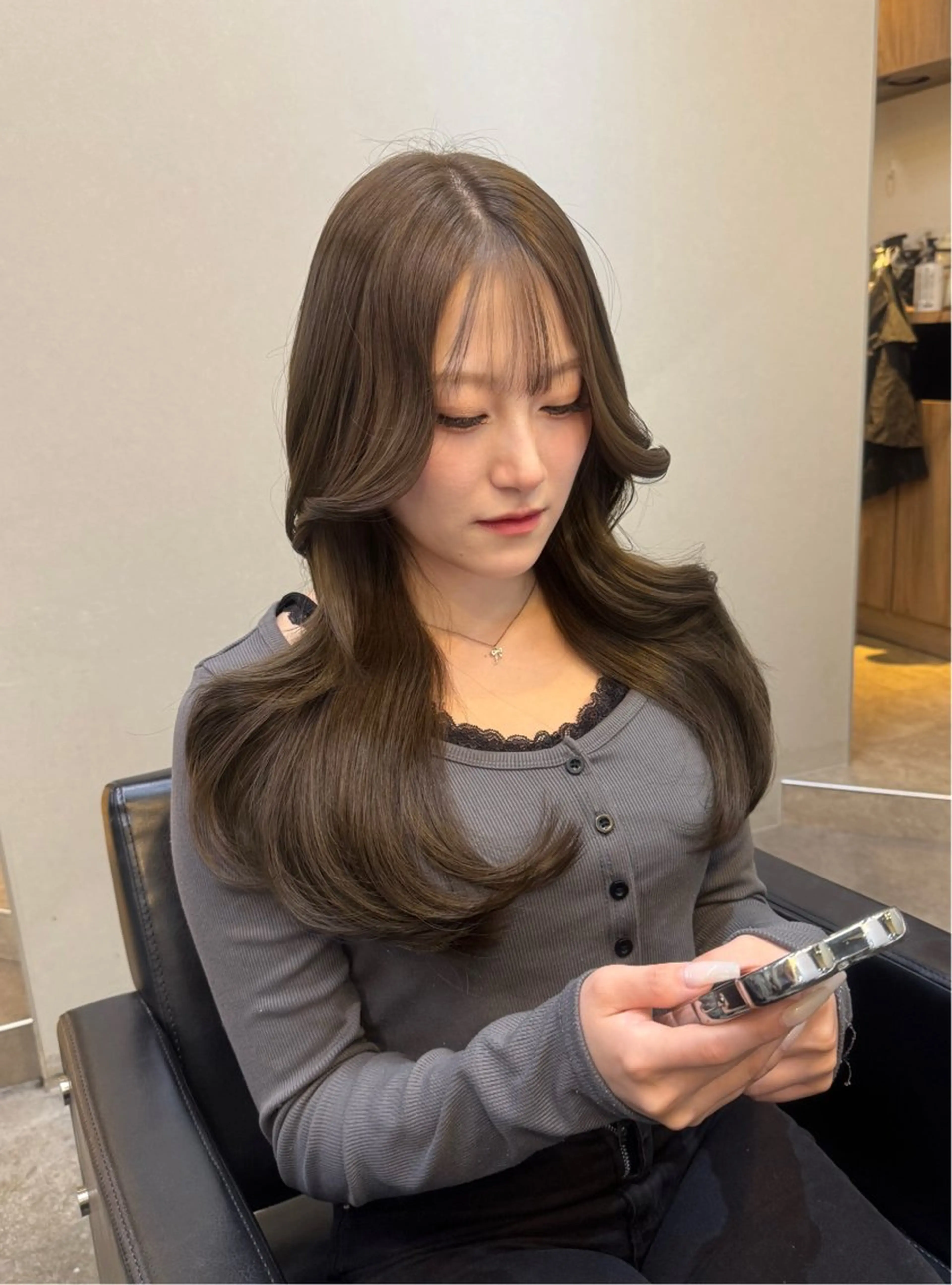 ロング カラー カット ヘアカラー 韓国ヘア🇰🇷 YUKINAのヘアスタイル